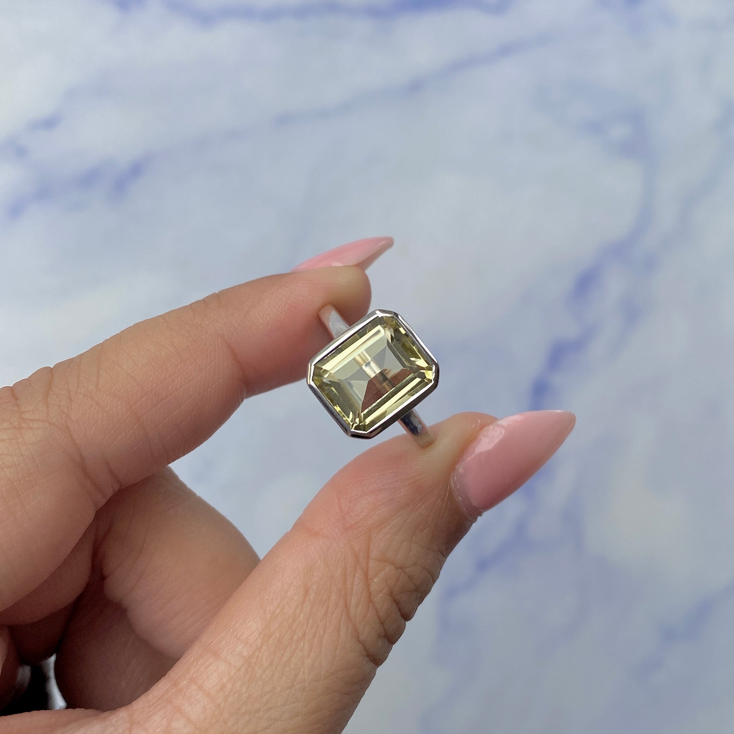 Lemon Quartz Ring-(LEM-SR-1752.)
