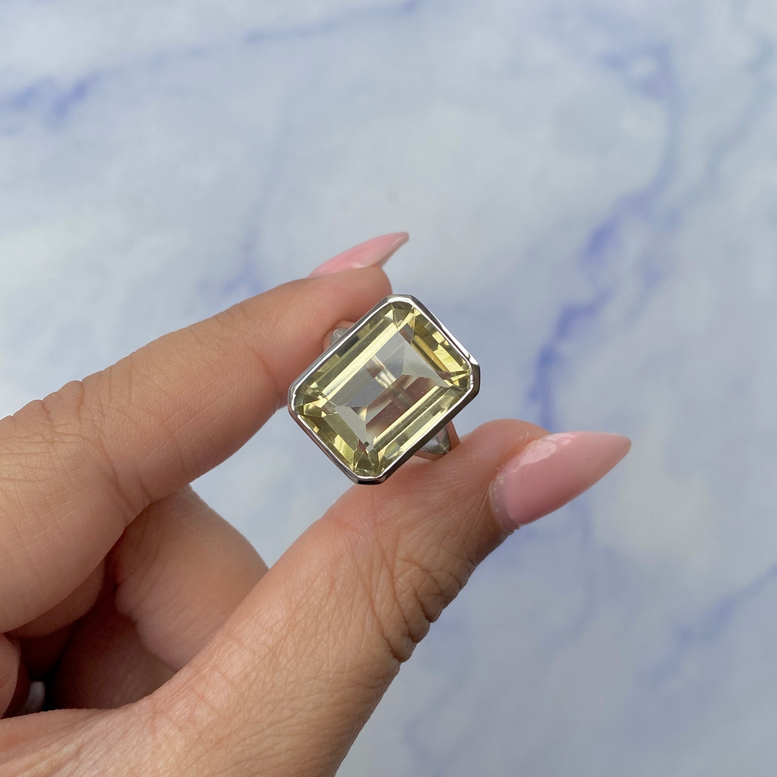Lemon Quartz Ring-(LEM-SR-1847.)