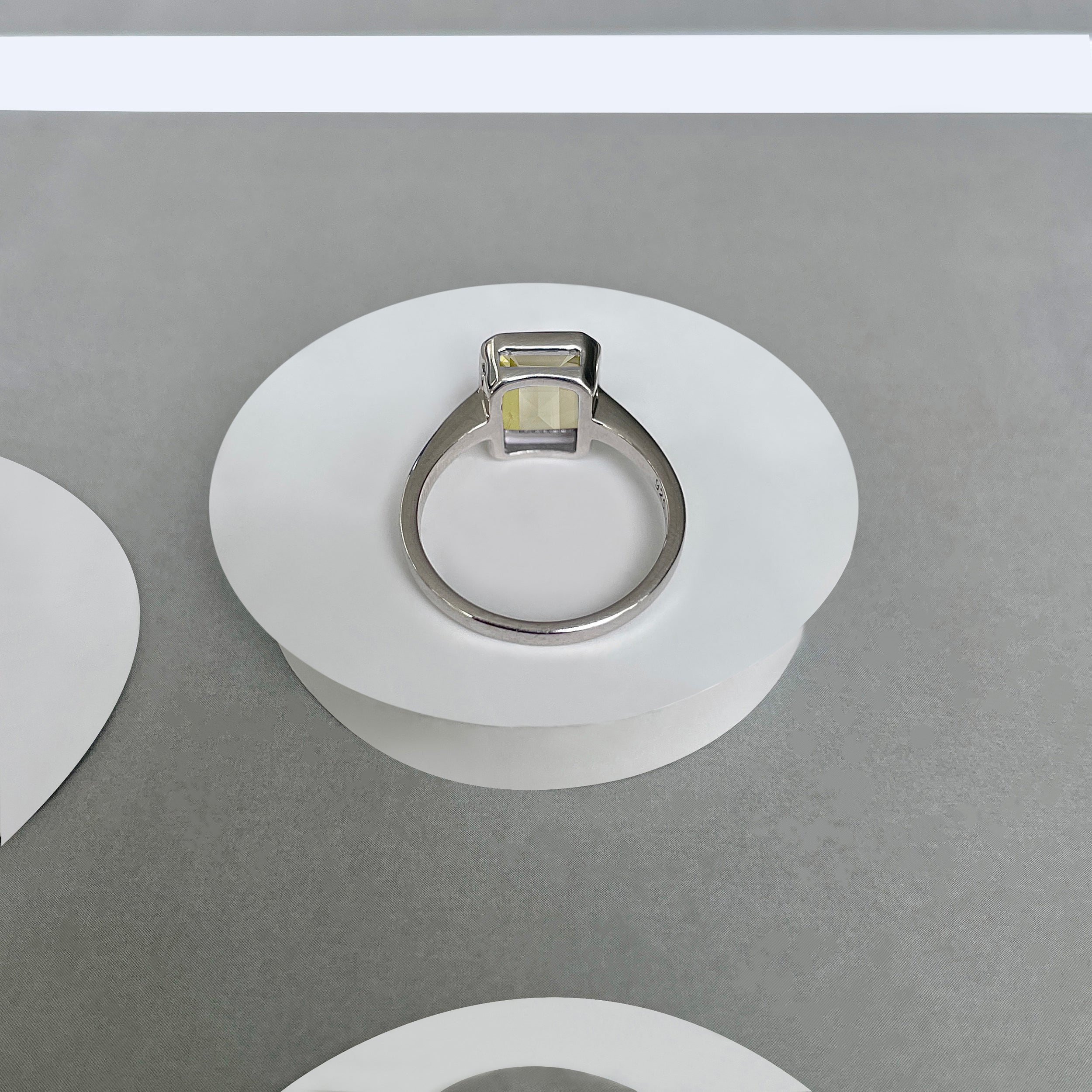 Lemon Quartz Ring-(LEM-SR-1926.)