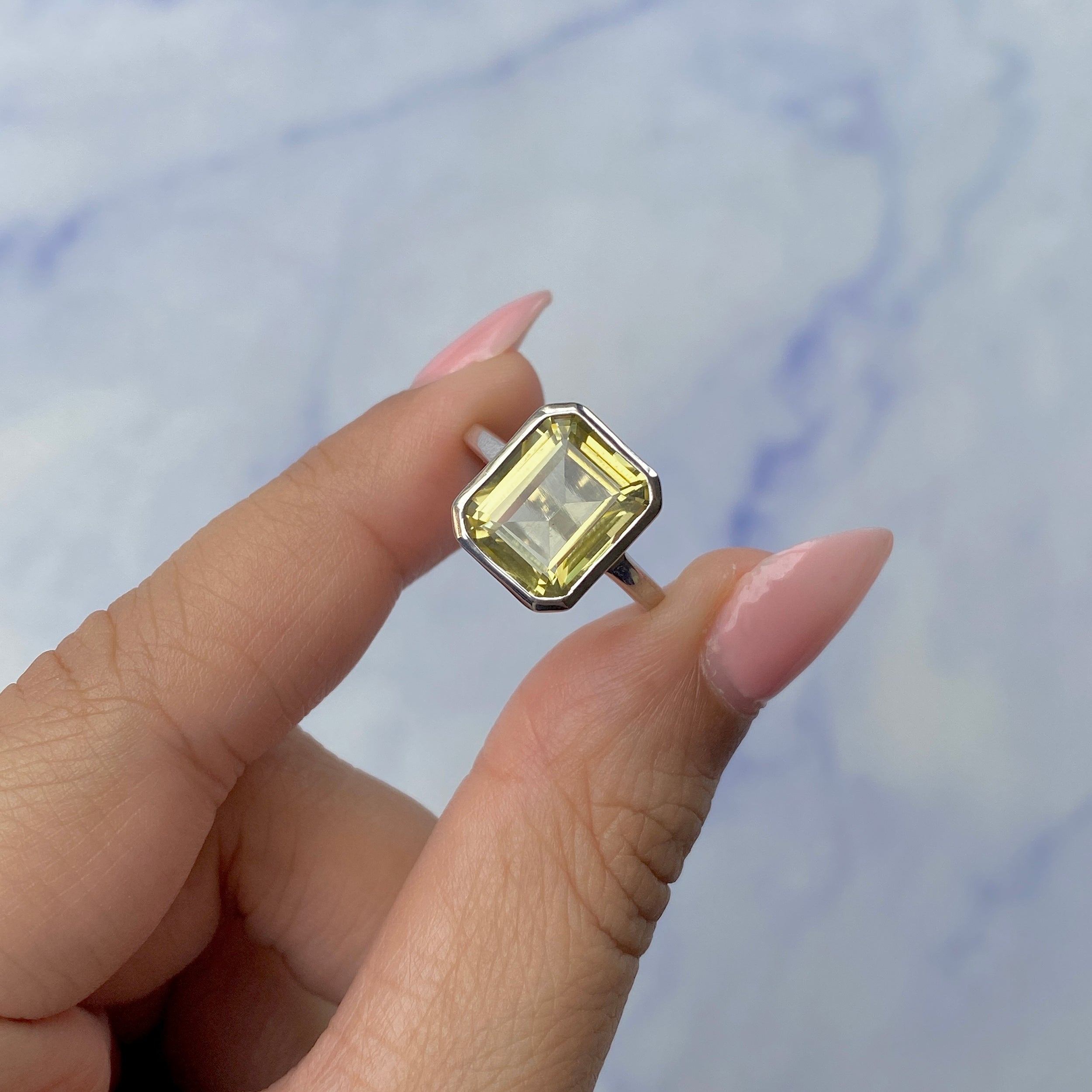 Lemon Quartz Ring-(LEM-SR-1927.)