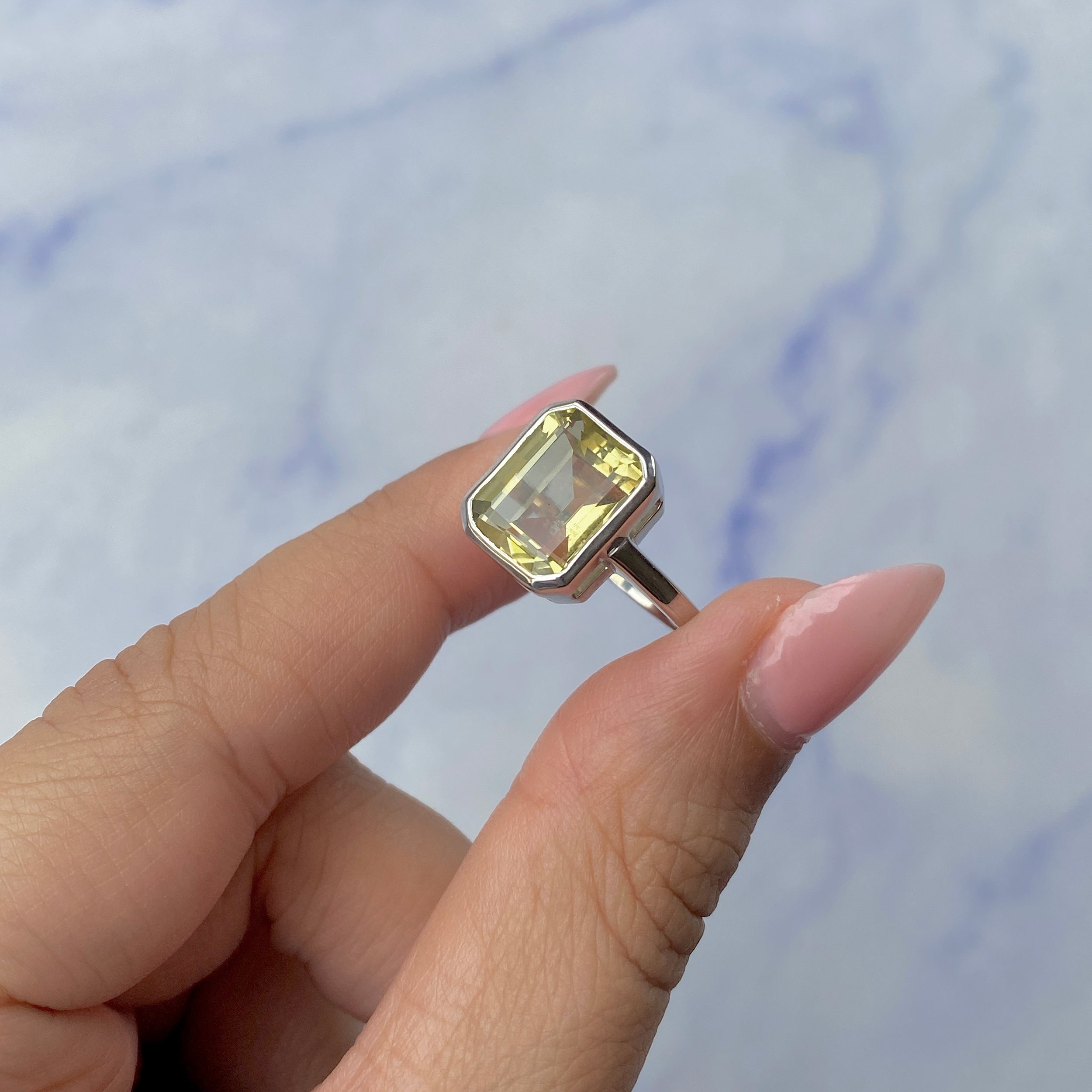 Lemon Quartz Ring-(LEM-SR-1927.)