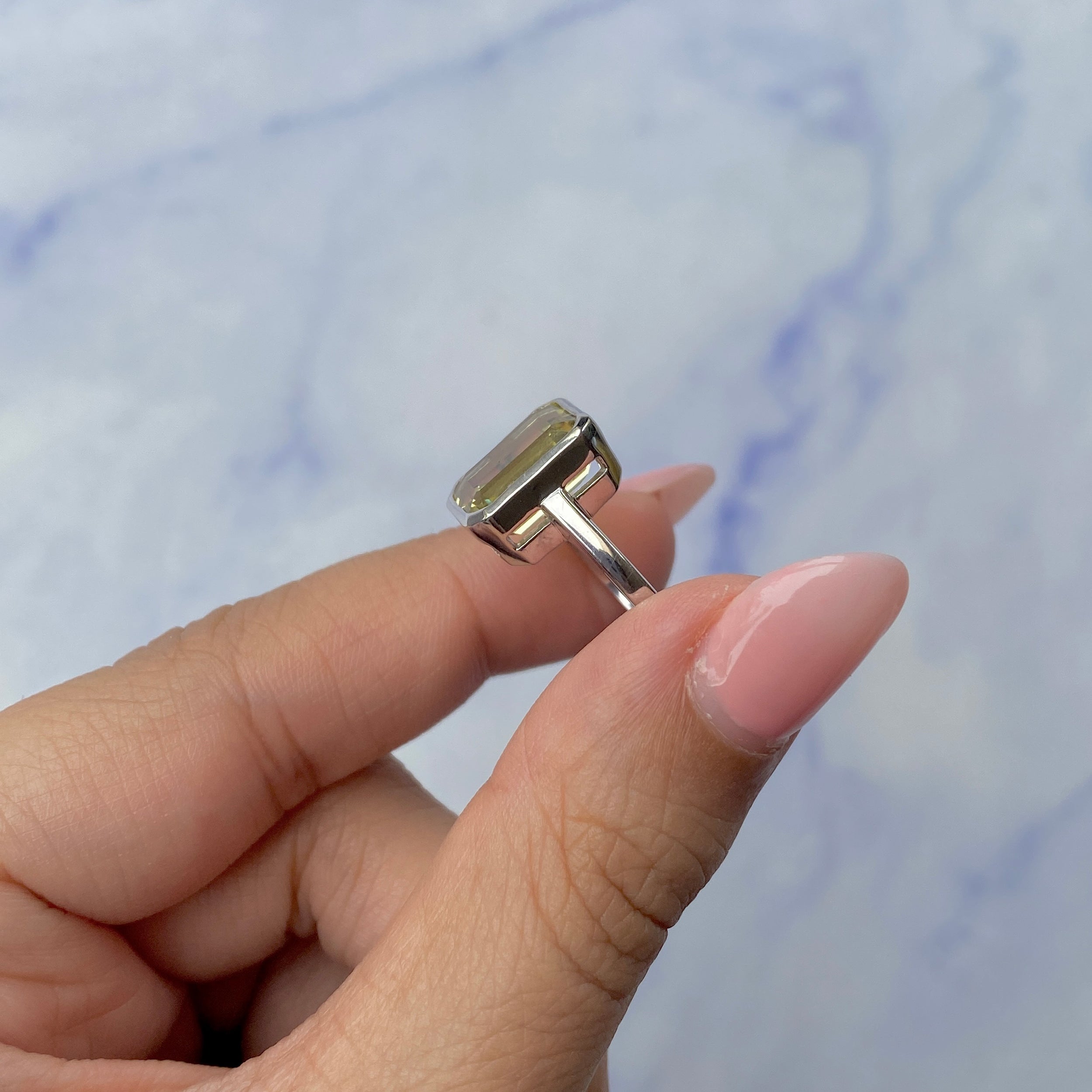 Lemon Quartz Ring-(LEM-SR-1927.)