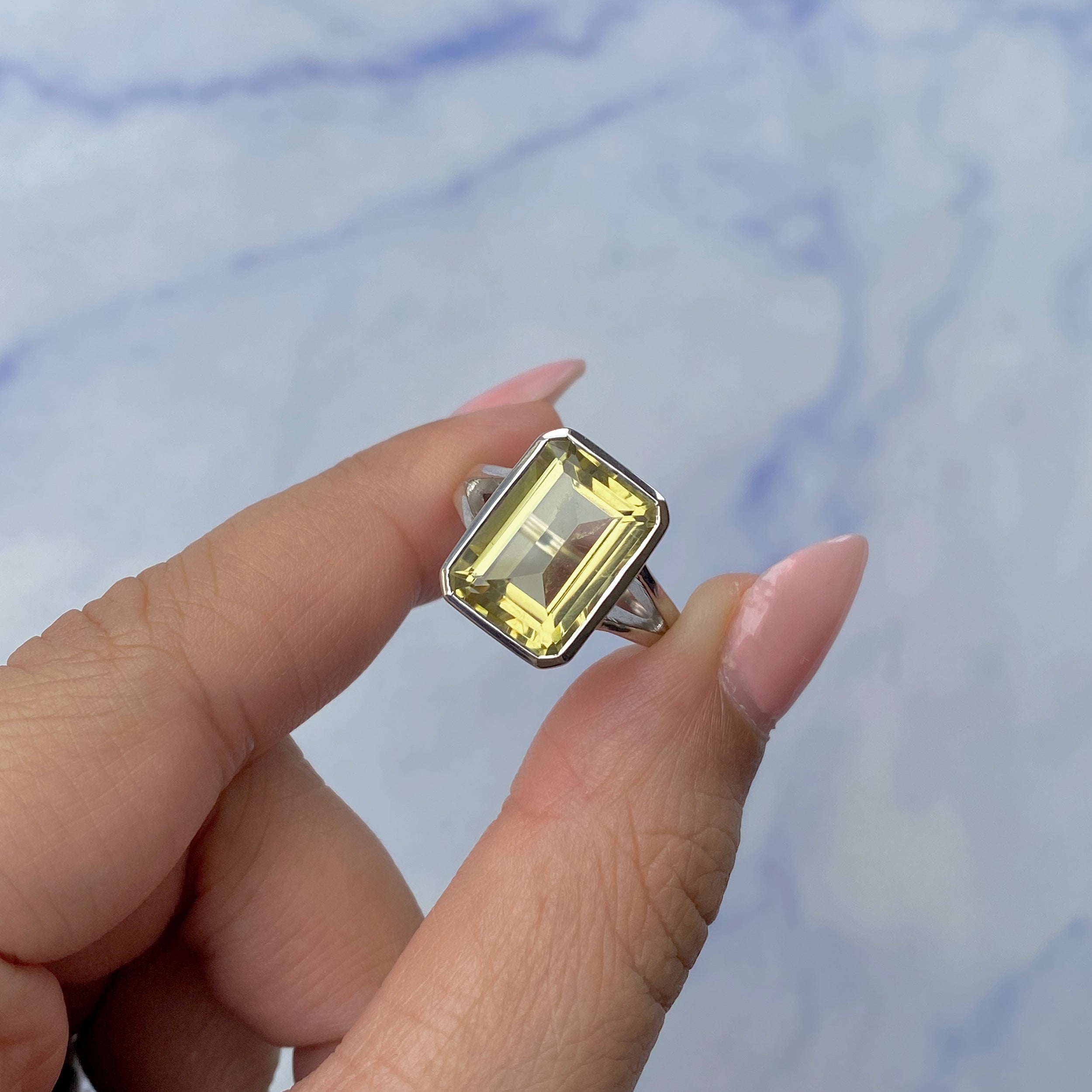 Lemon Quartz Ring-(LEM-SR-1928.)