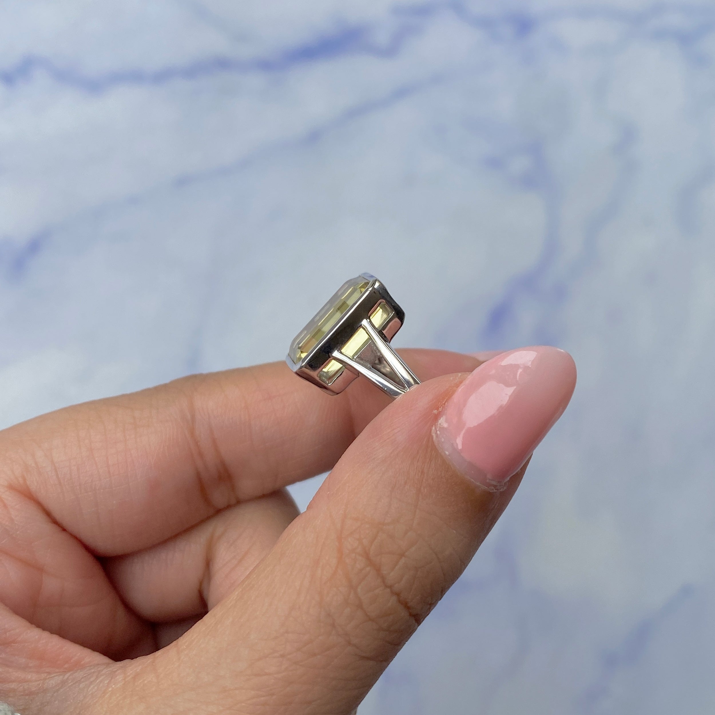 Lemon Quartz Ring-(LEM-SR-1928.)