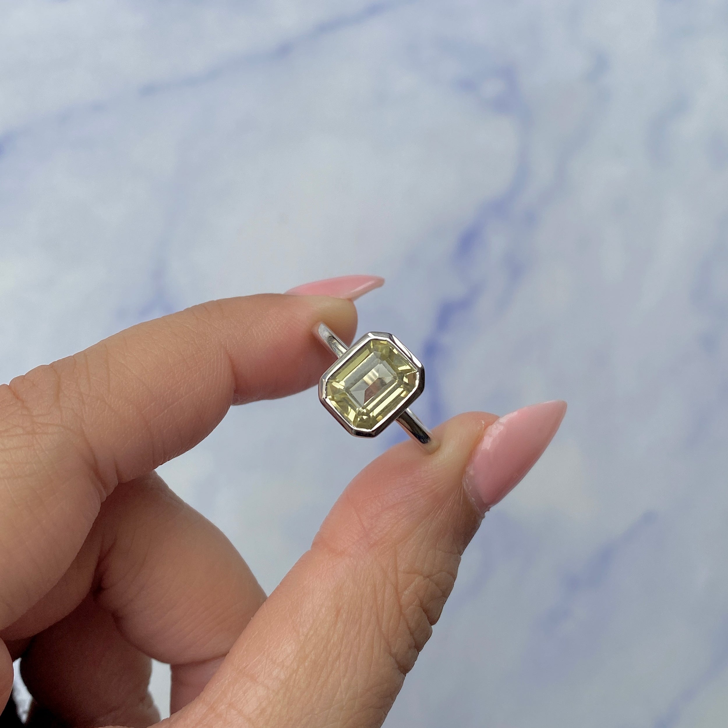 Lemon Quartz Ring-(LEM-SR-250.)