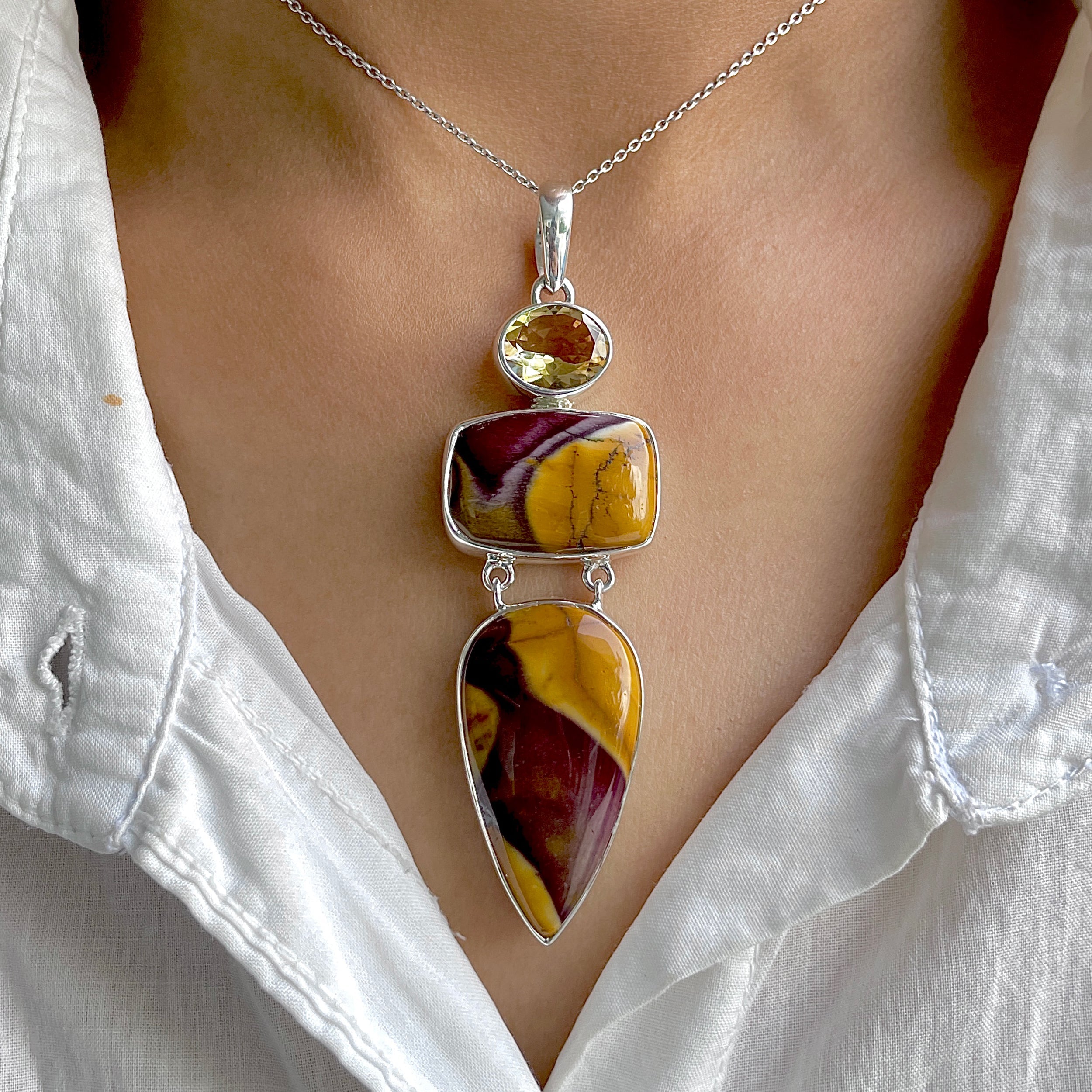 Mookaite Pendant-(MOK-P-61.)
