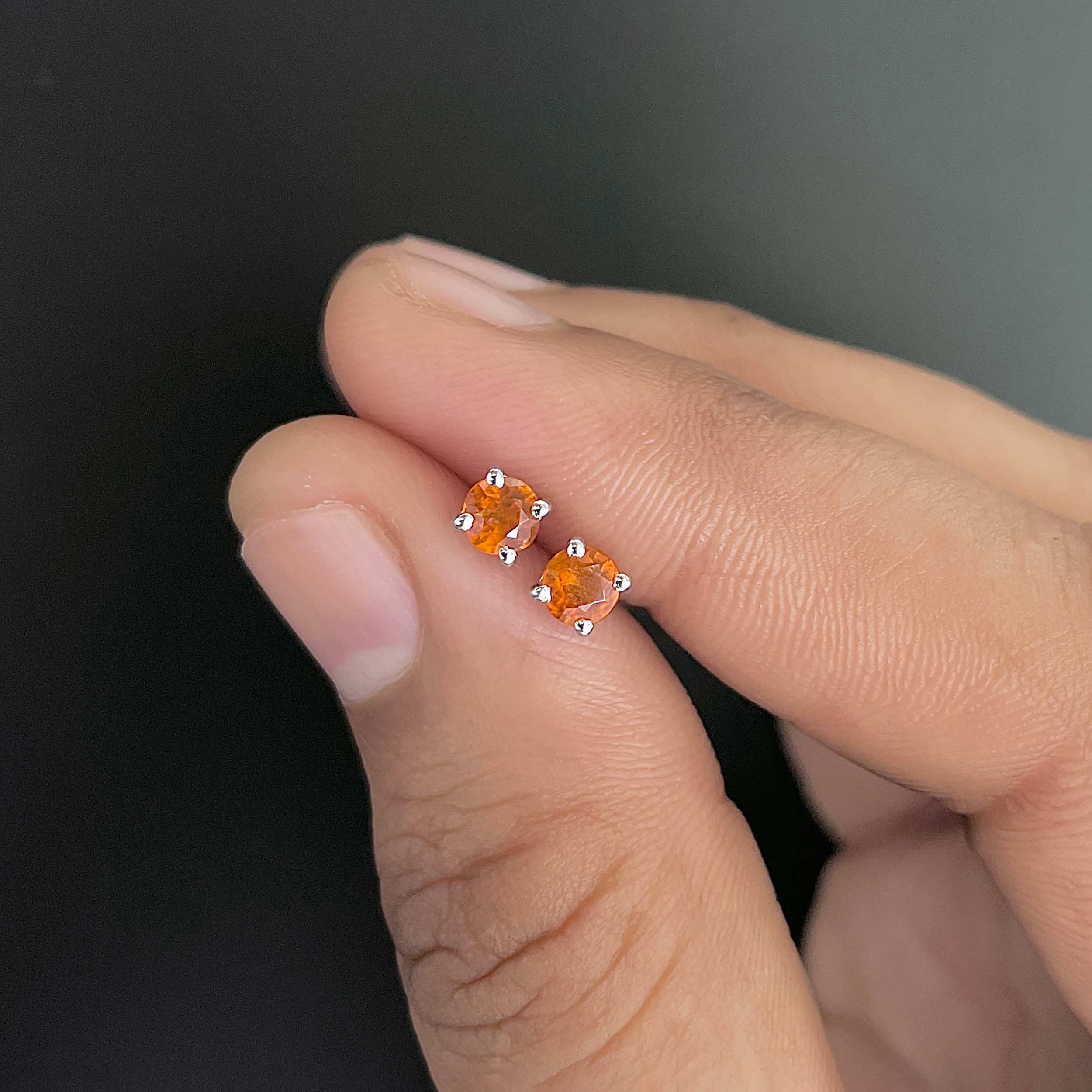 Orange Kyanite Stud Earrings-(OKY-SE-1023.)