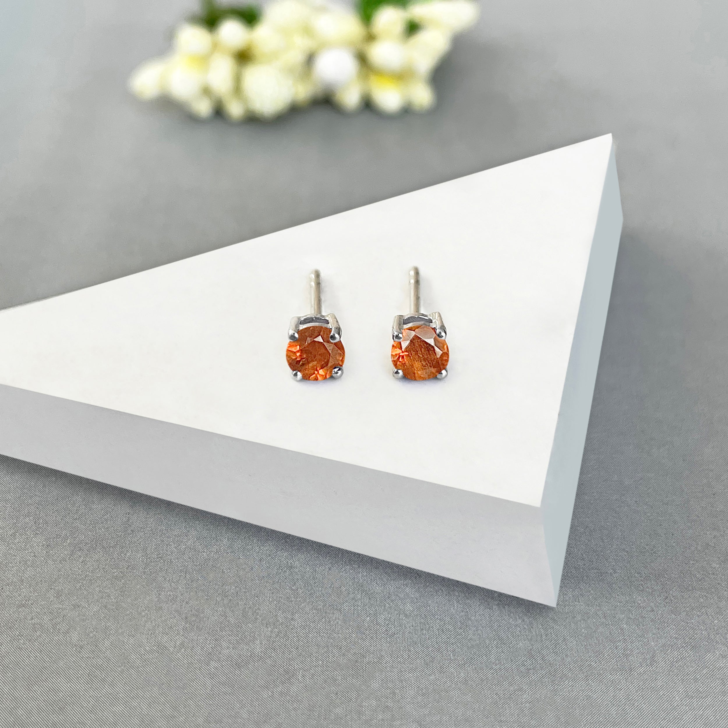 Orange Kyanite Stud Earrings-(OKY-SE-1023.)