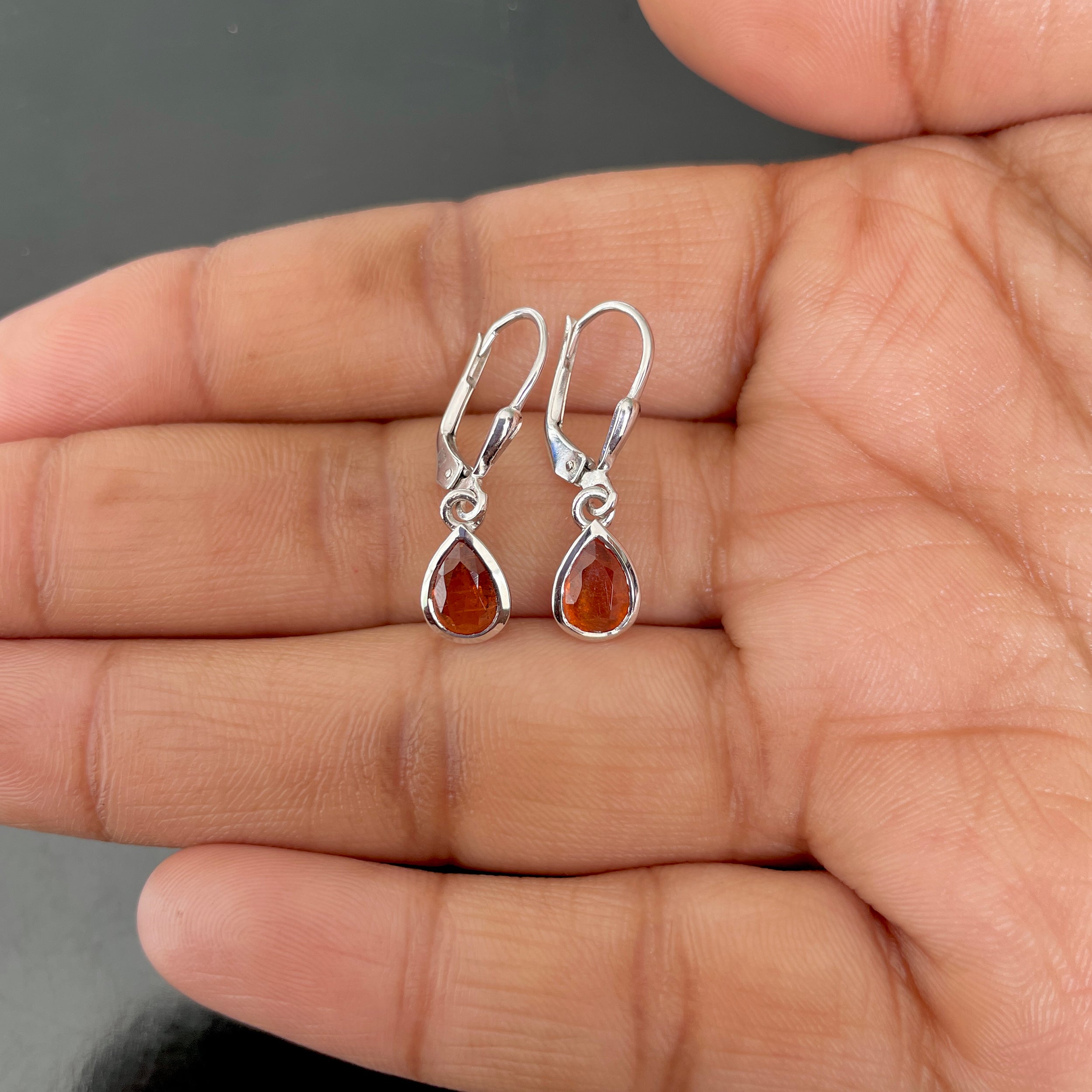 Orange Kyanite Leverback Earrings-(OKY-SE-1317.)