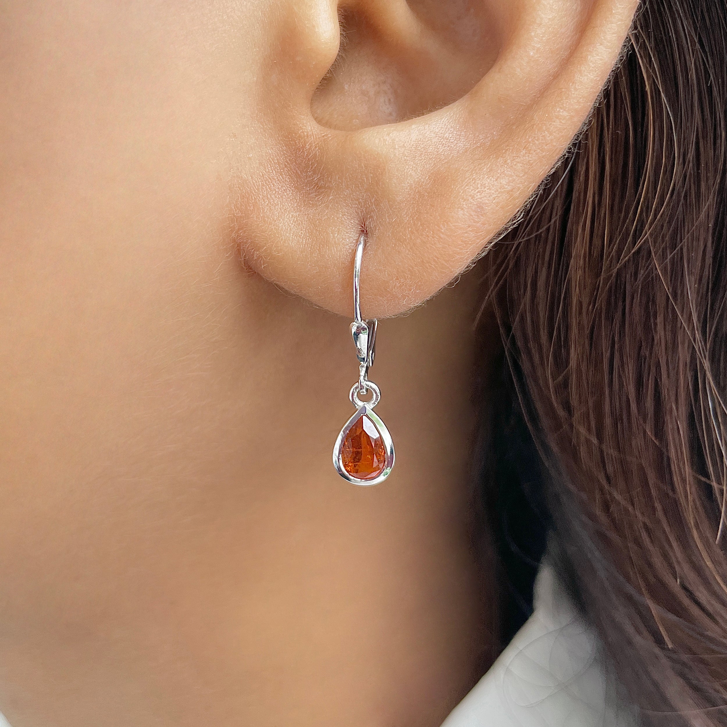 Orange Kyanite Leverback Earrings-(OKY-SE-1317.)
