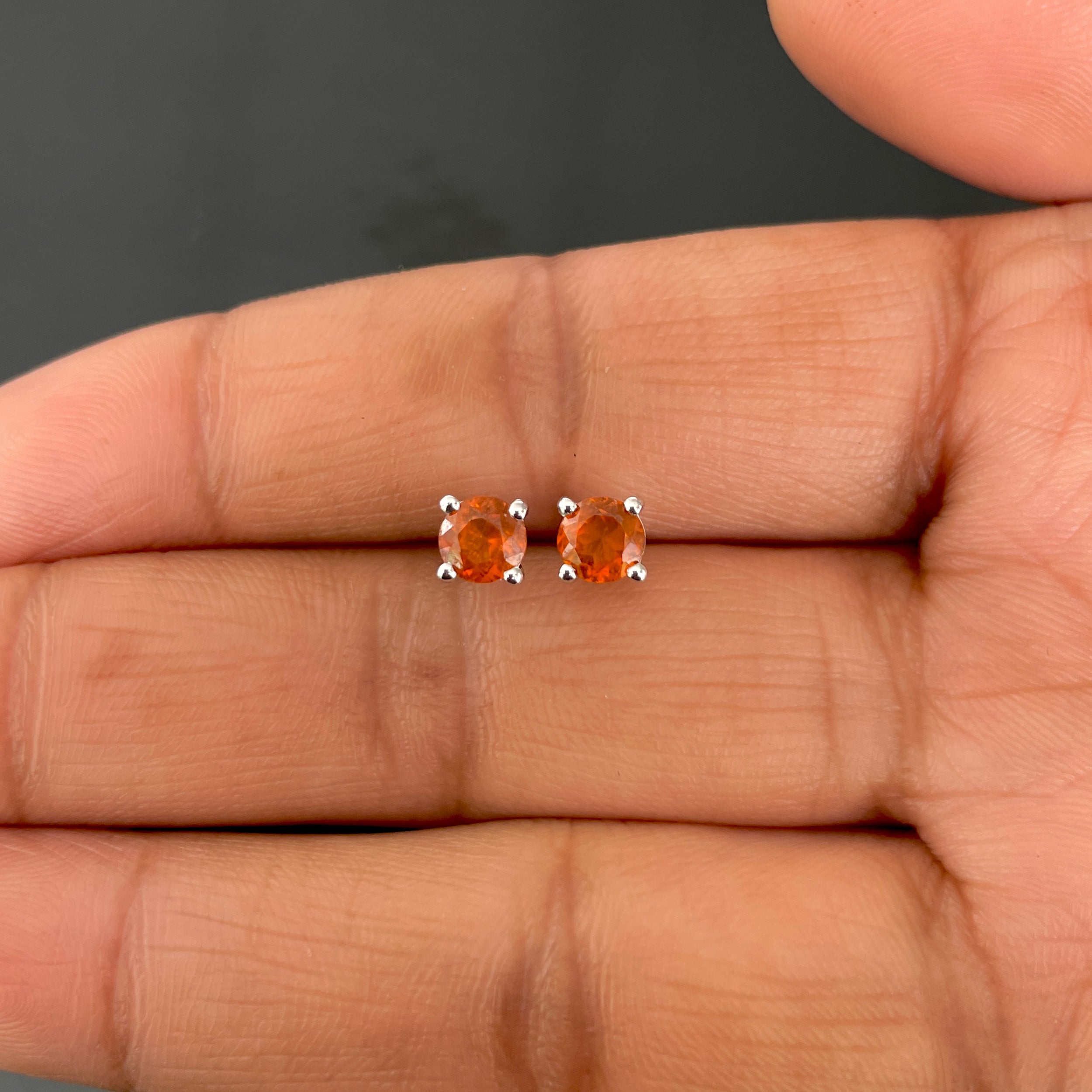 Orange Kyanite Stud Earrings-(OKY-SE-1321.)