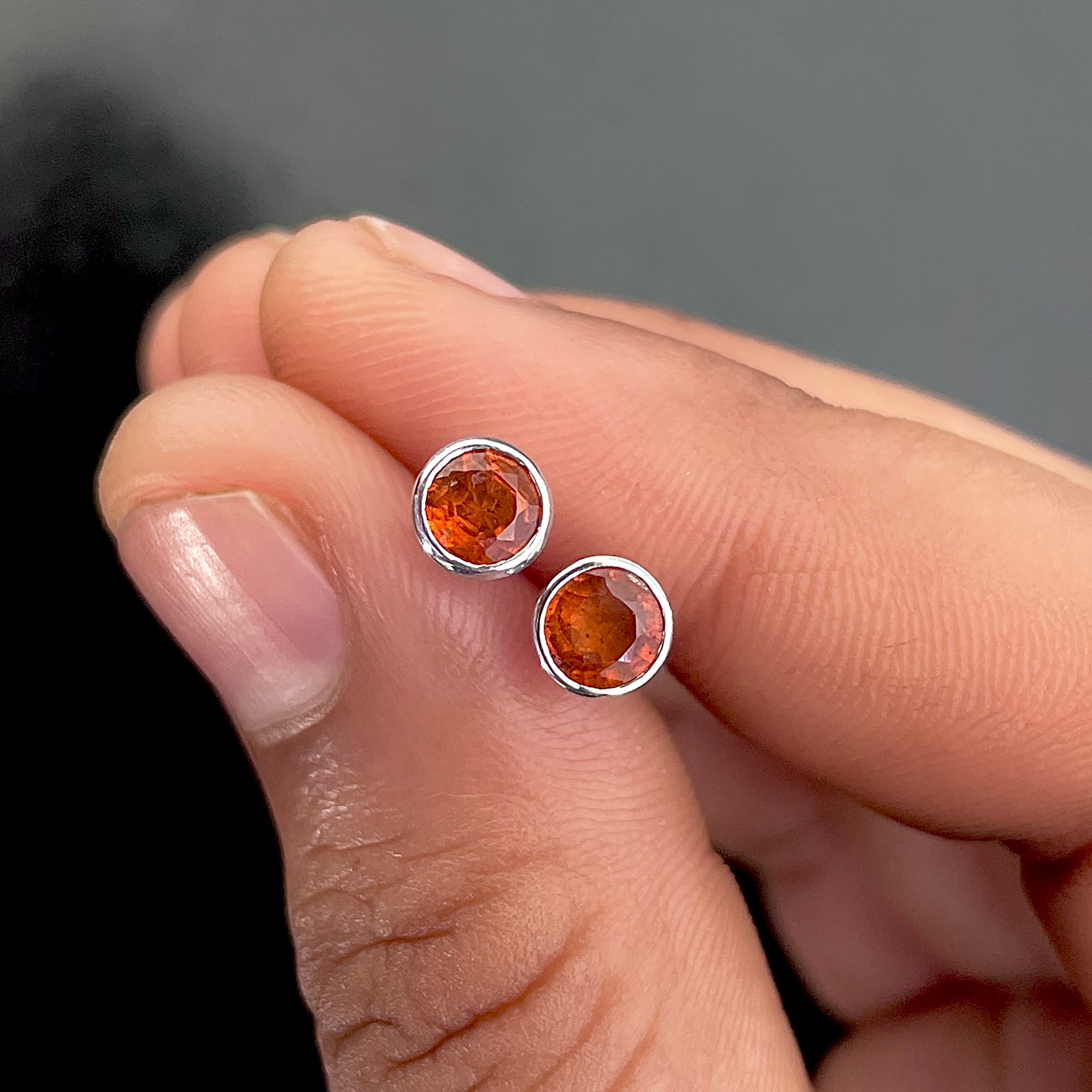 Orange Kyanite Stud Earrings-(OKY-SE-1425.)