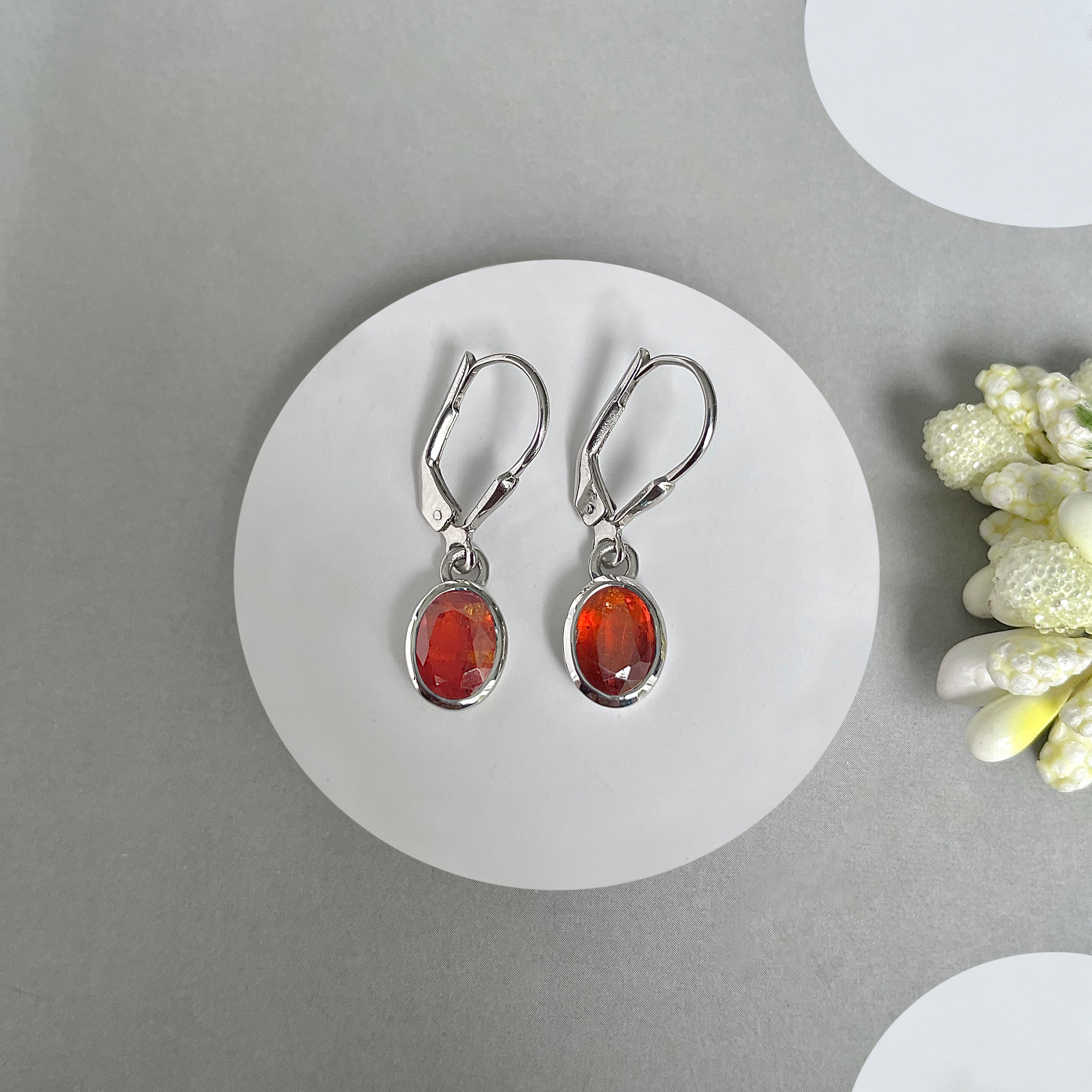 Orange Kyanite Leverback Earrings-(OKY-SE-547.)