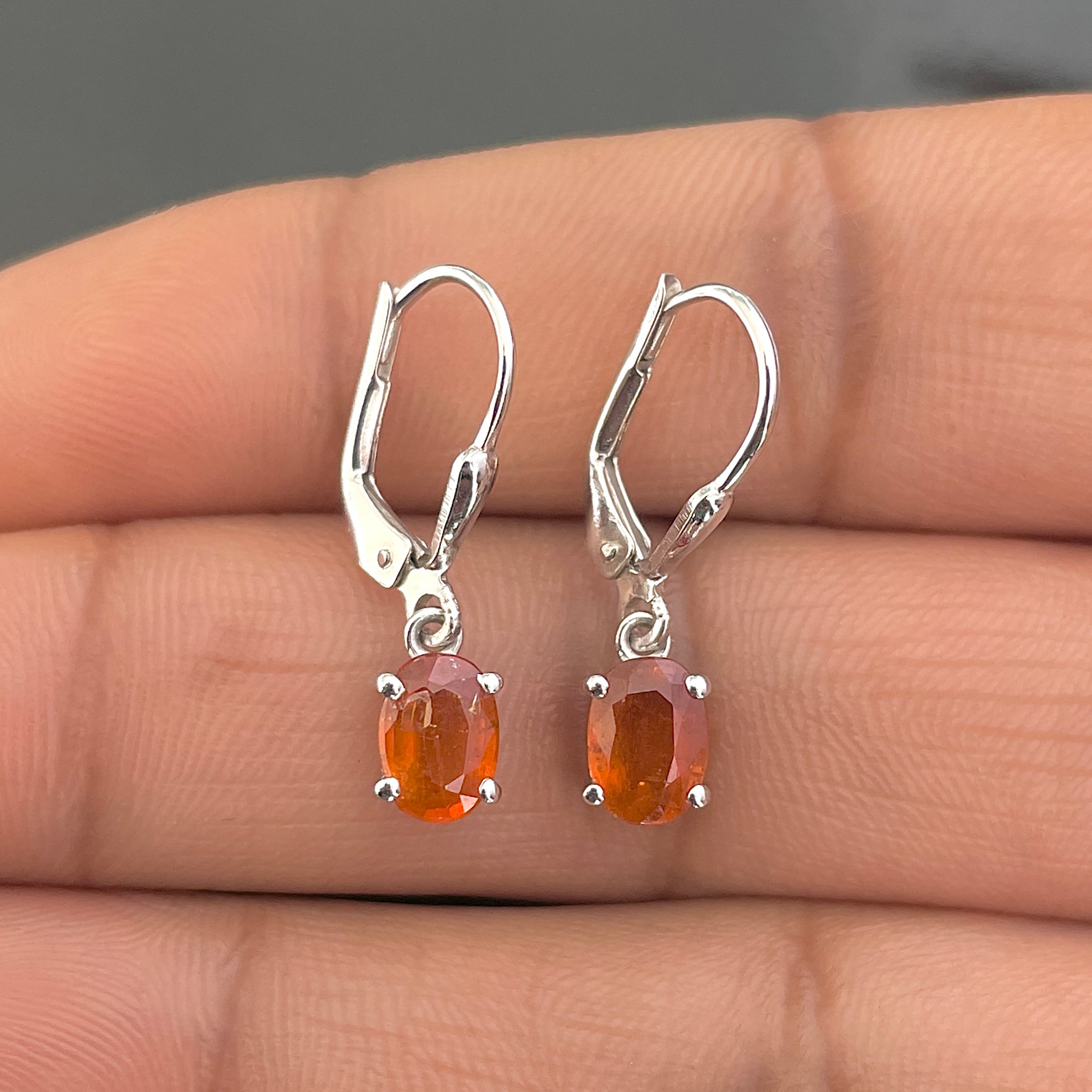 Orange Kyanite Leverback Earrings-(OKY-SE-670.)