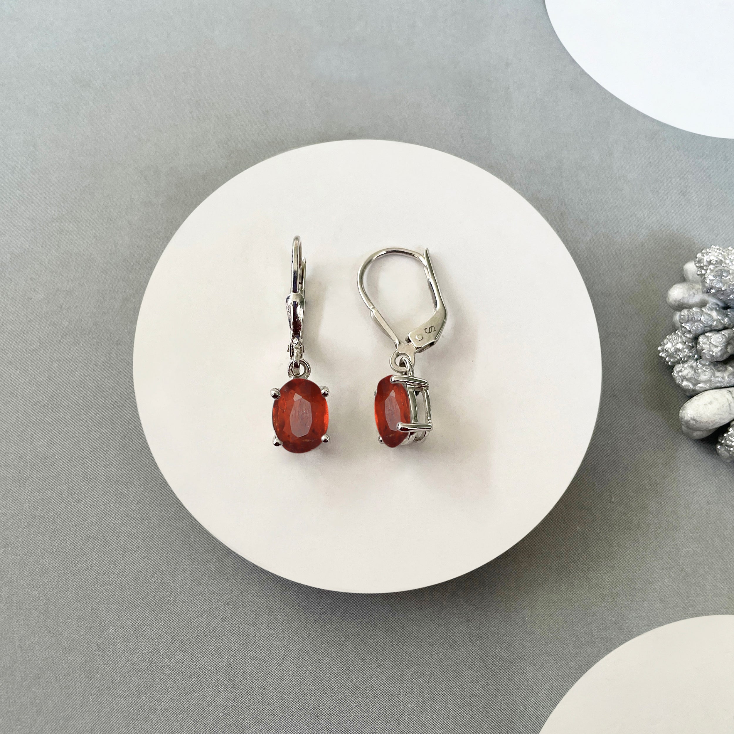 Orange Kyanite Leverback Earrings-(OKY-SE-673.)