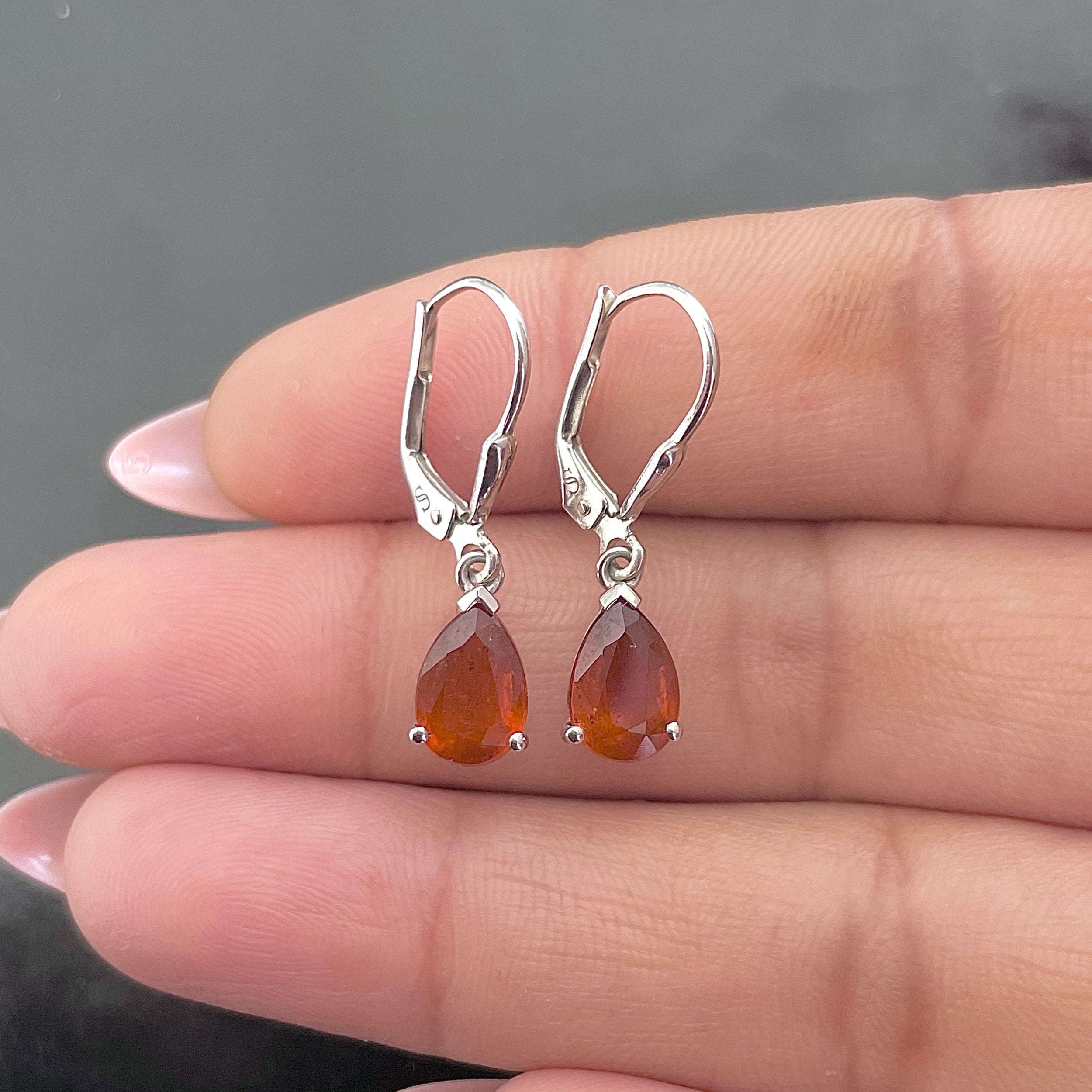 Orange Kyanite Leverback Earrings-(OKY-SE-677.)