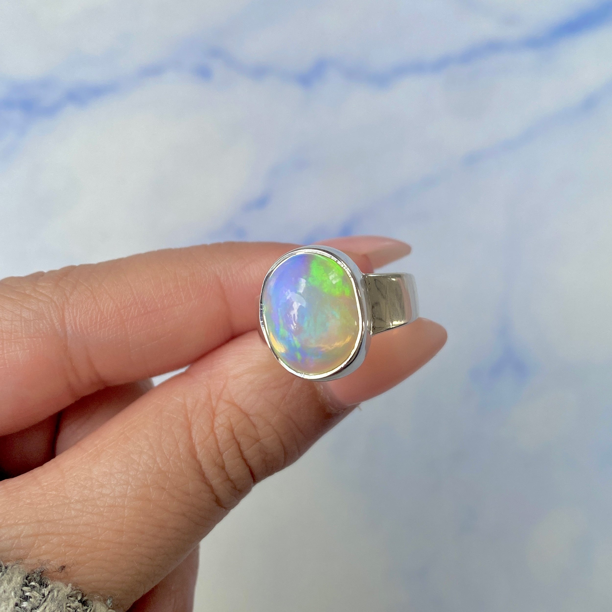 Opal Ring Size 7-(OPL-R-14.)