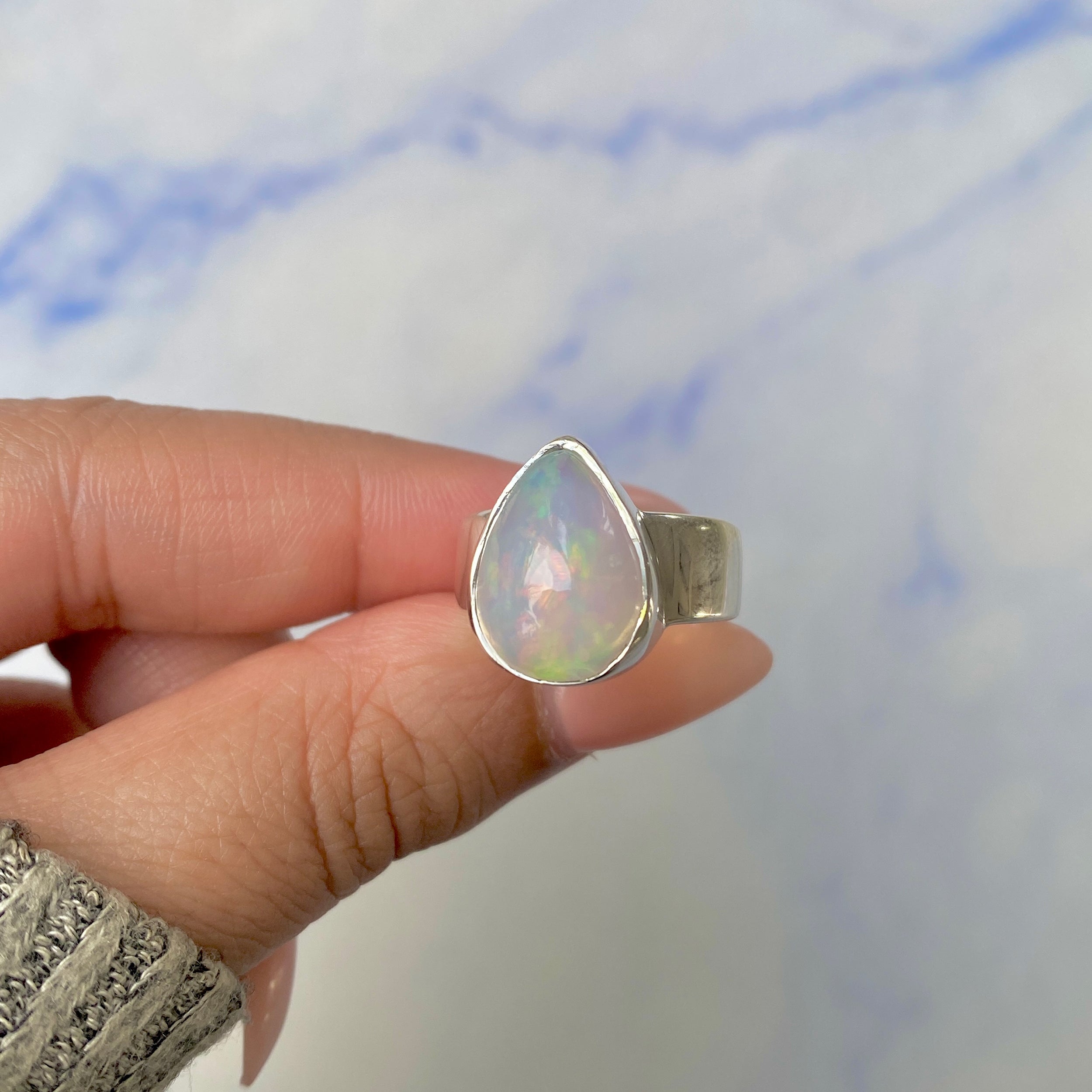 Opal Ring Size 7-(OPL-R-20.)