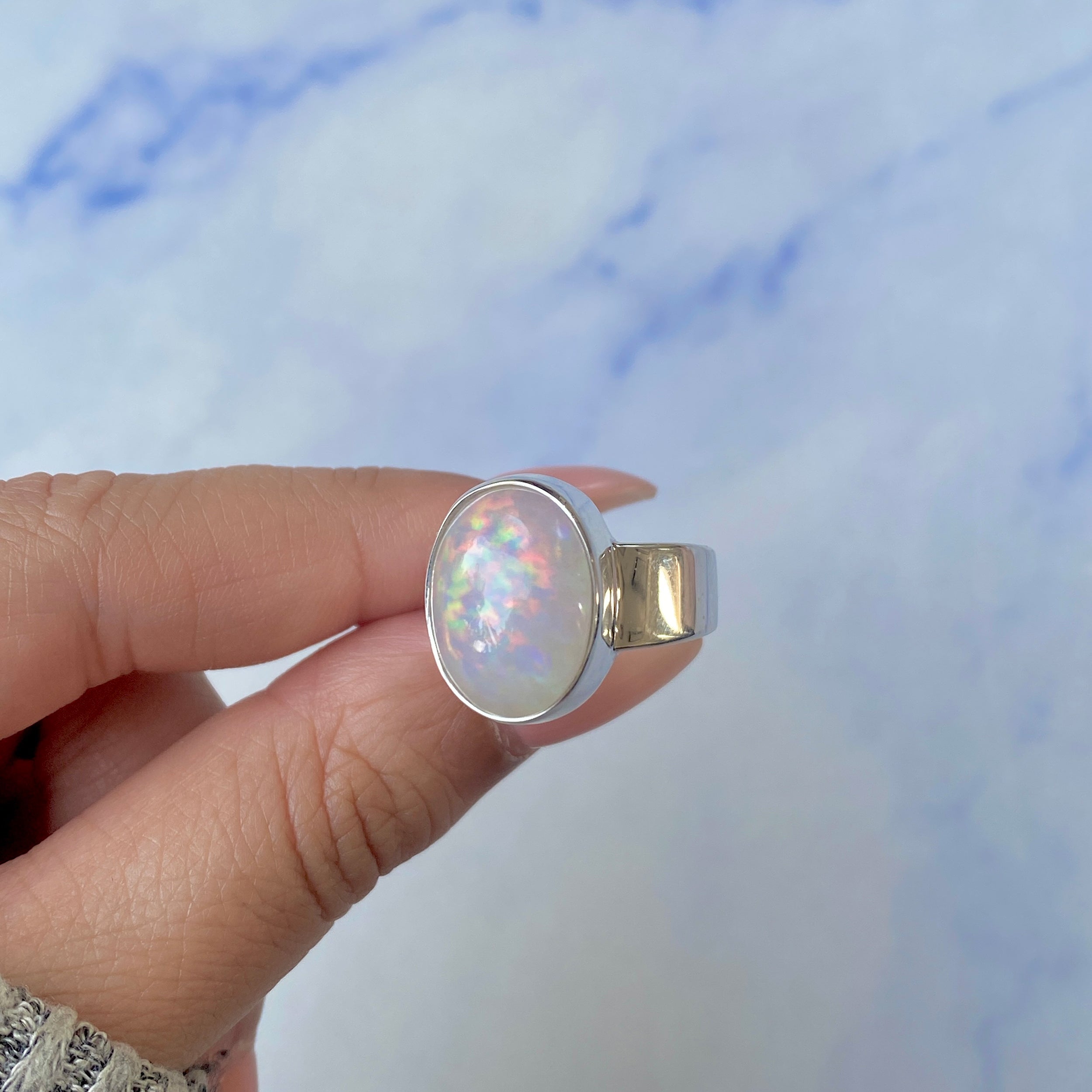 Opal Ring Size 9-(OPL-R-54.)