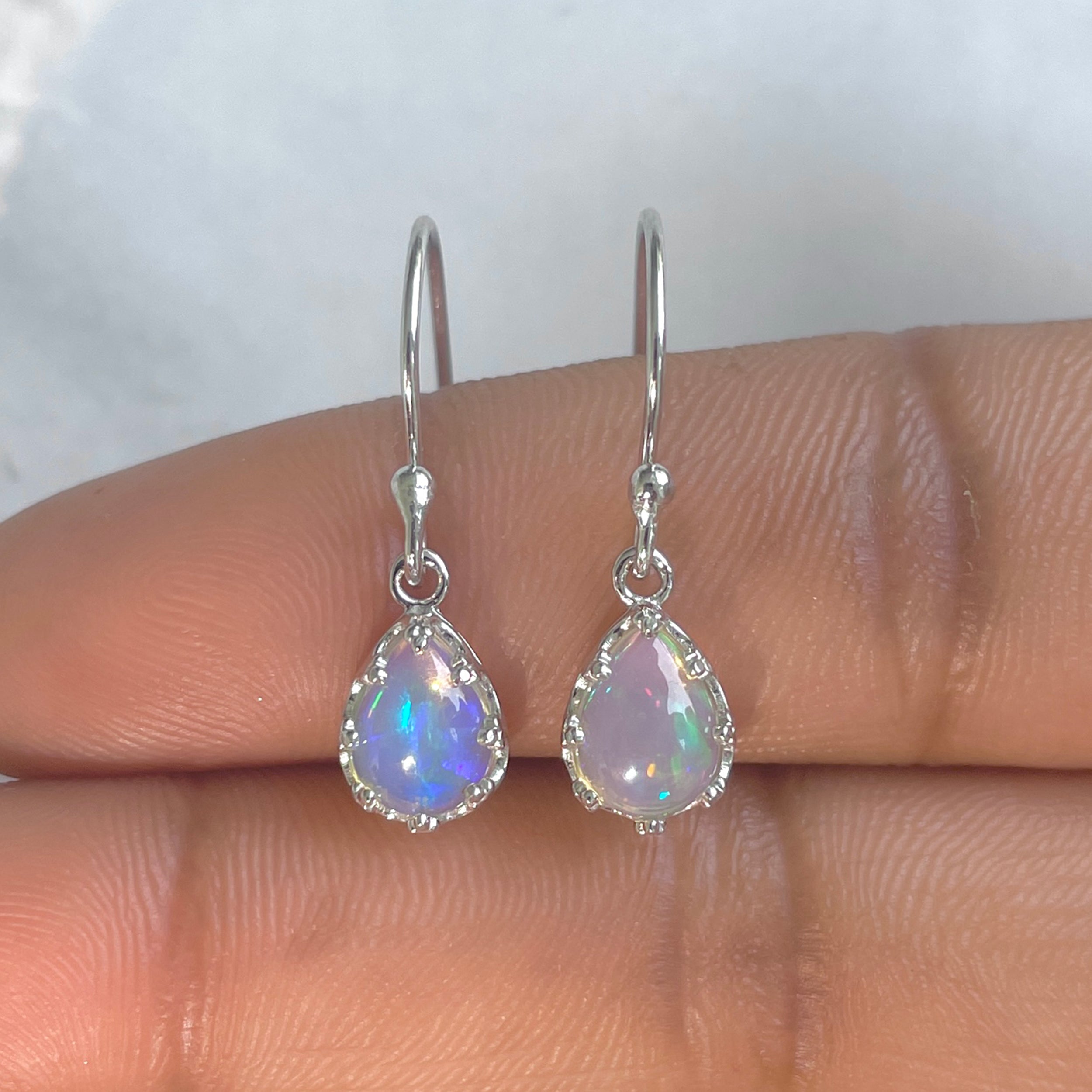 Opal Earring-(OPL-RDE-697.)