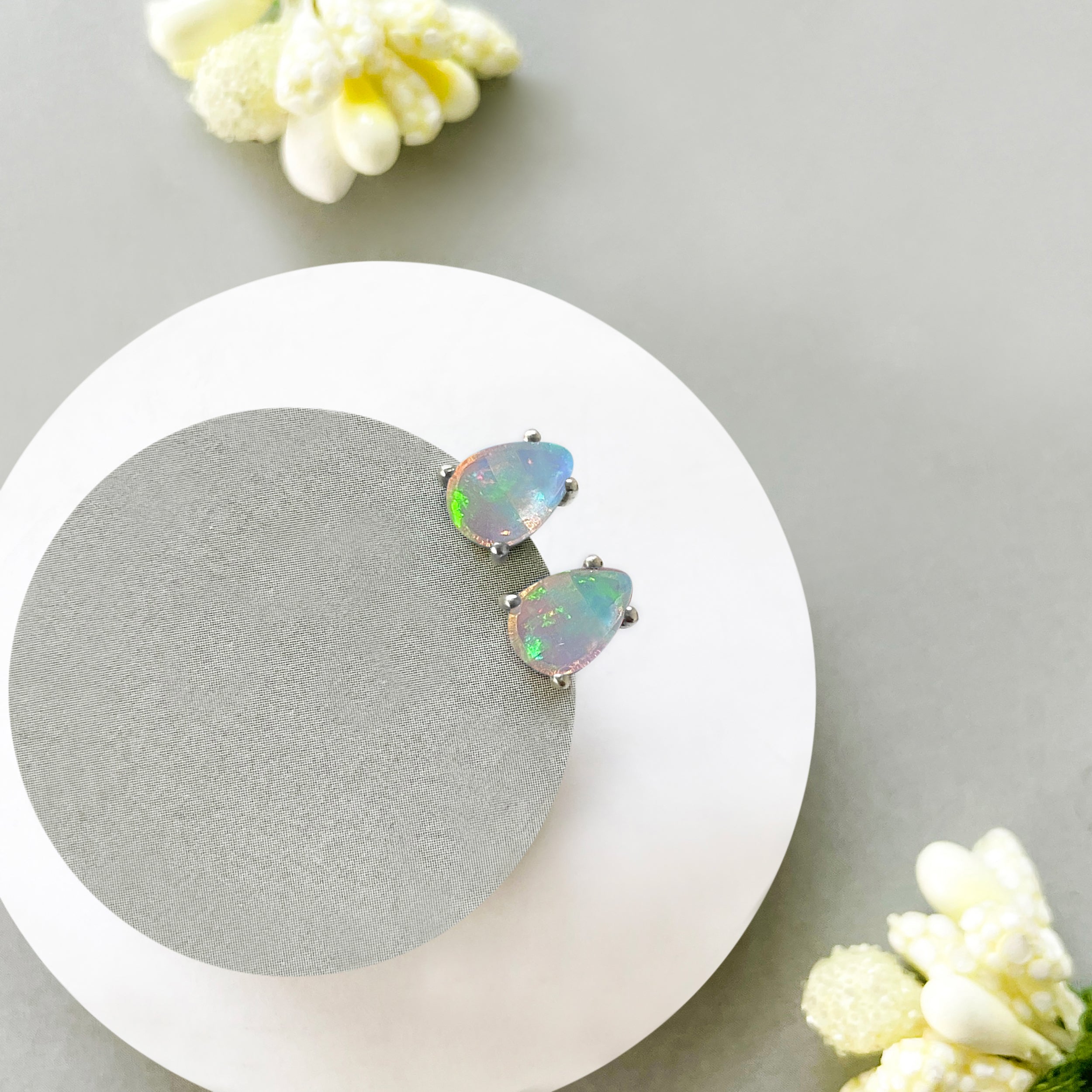 Opal Stud Earring-(OPL-SE-1142.)