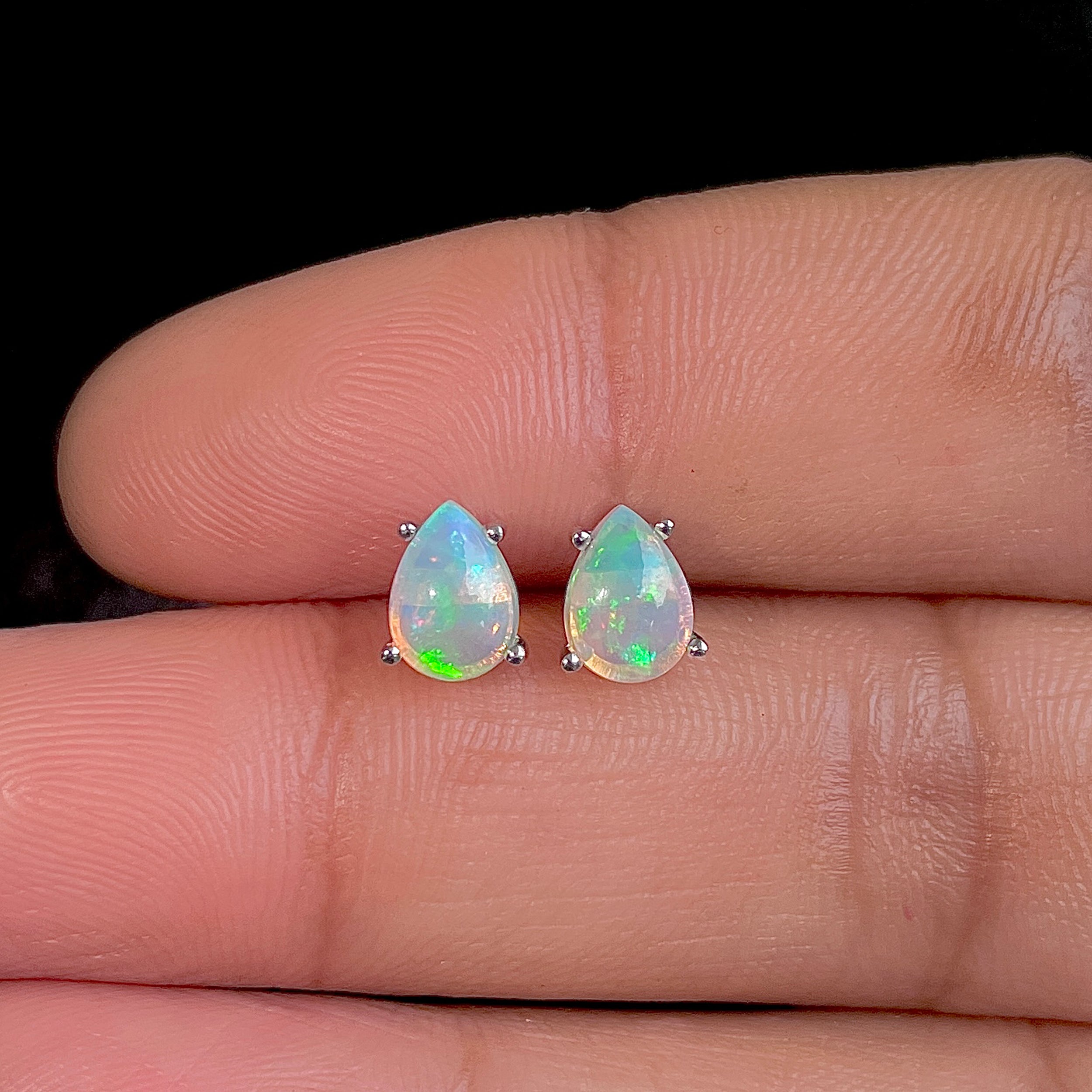 Opal Stud Earring-(OPL-SE-1142.)