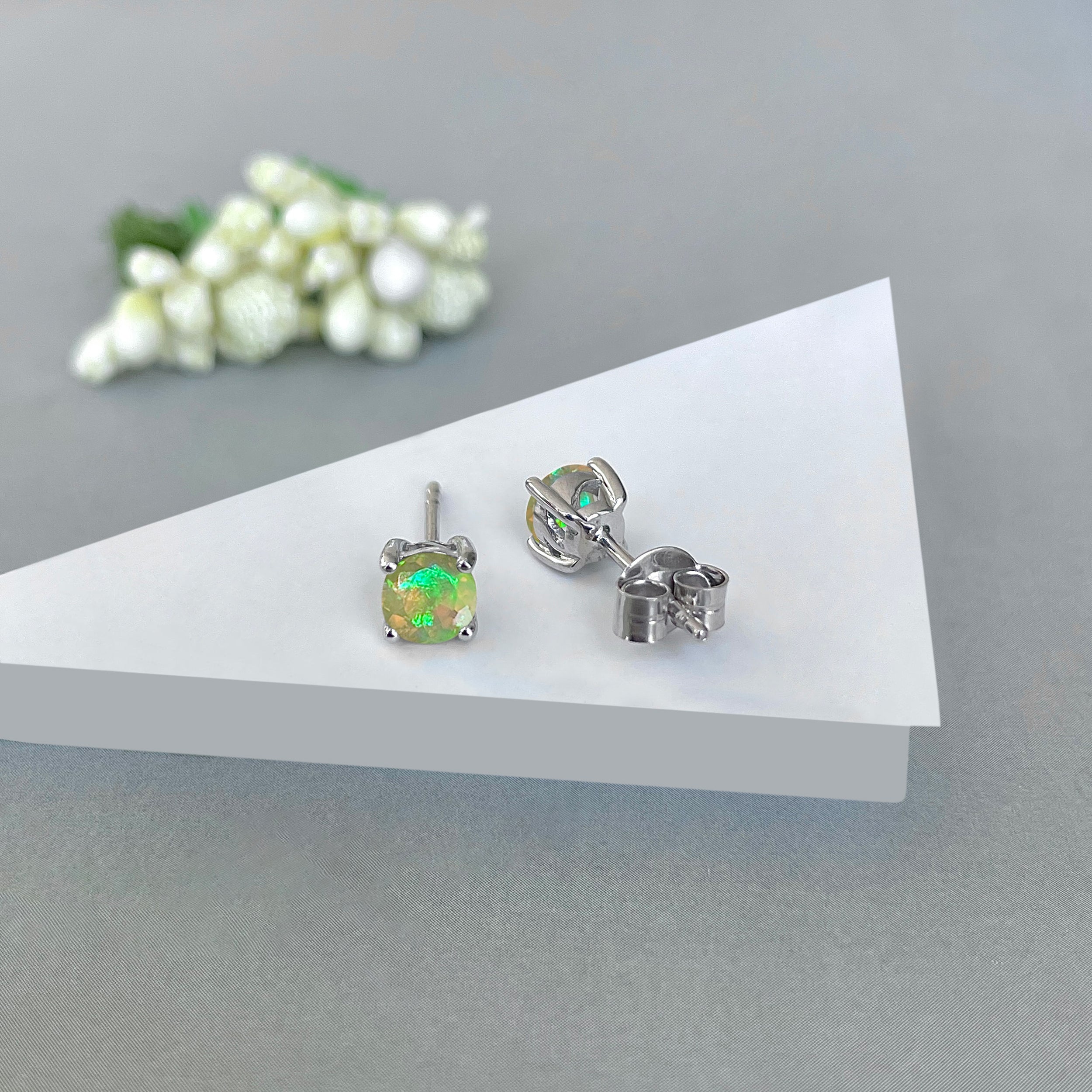 Opal Stud Earring-(OPL-SE-1321.)