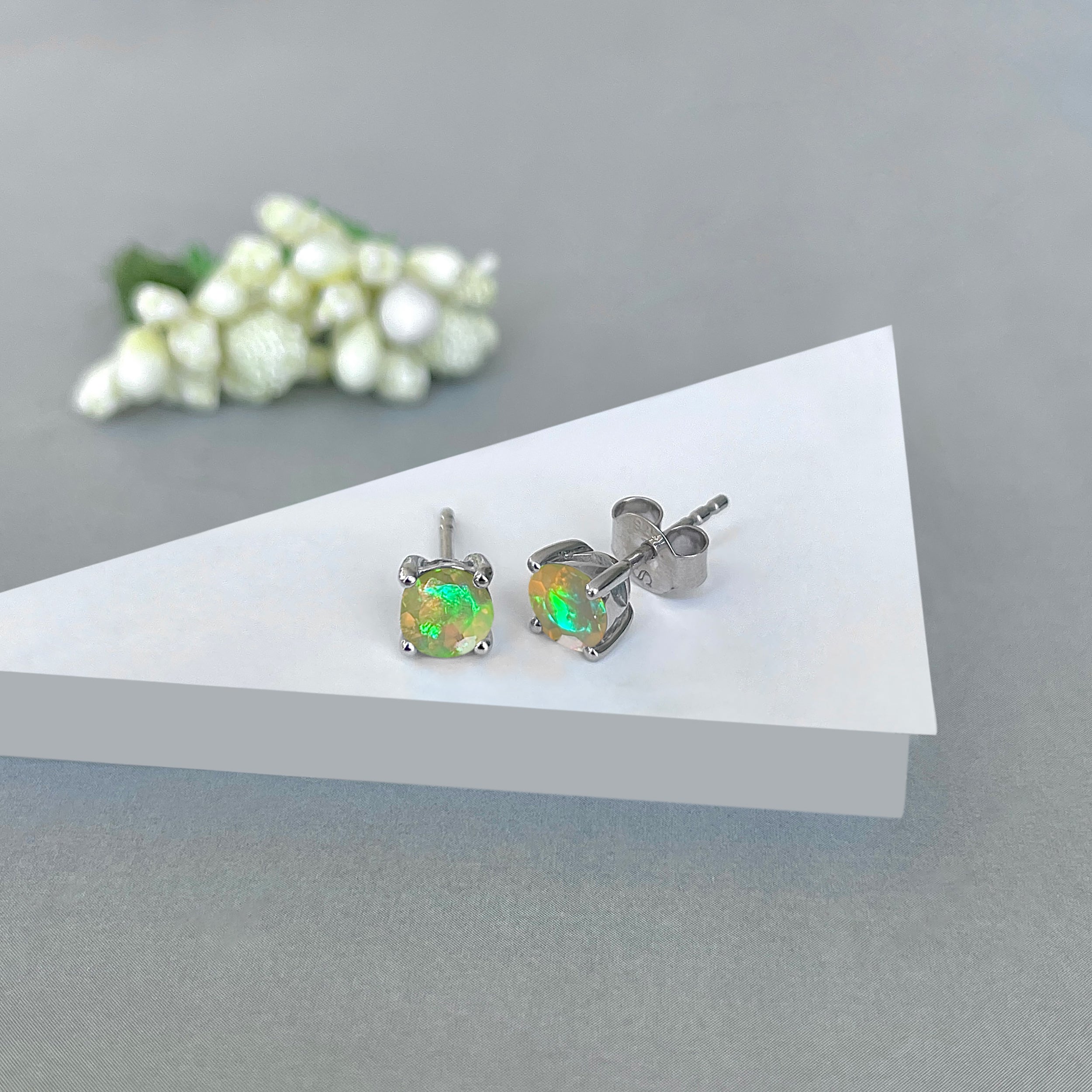 Opal Stud Earring-(OPL-SE-1321.)