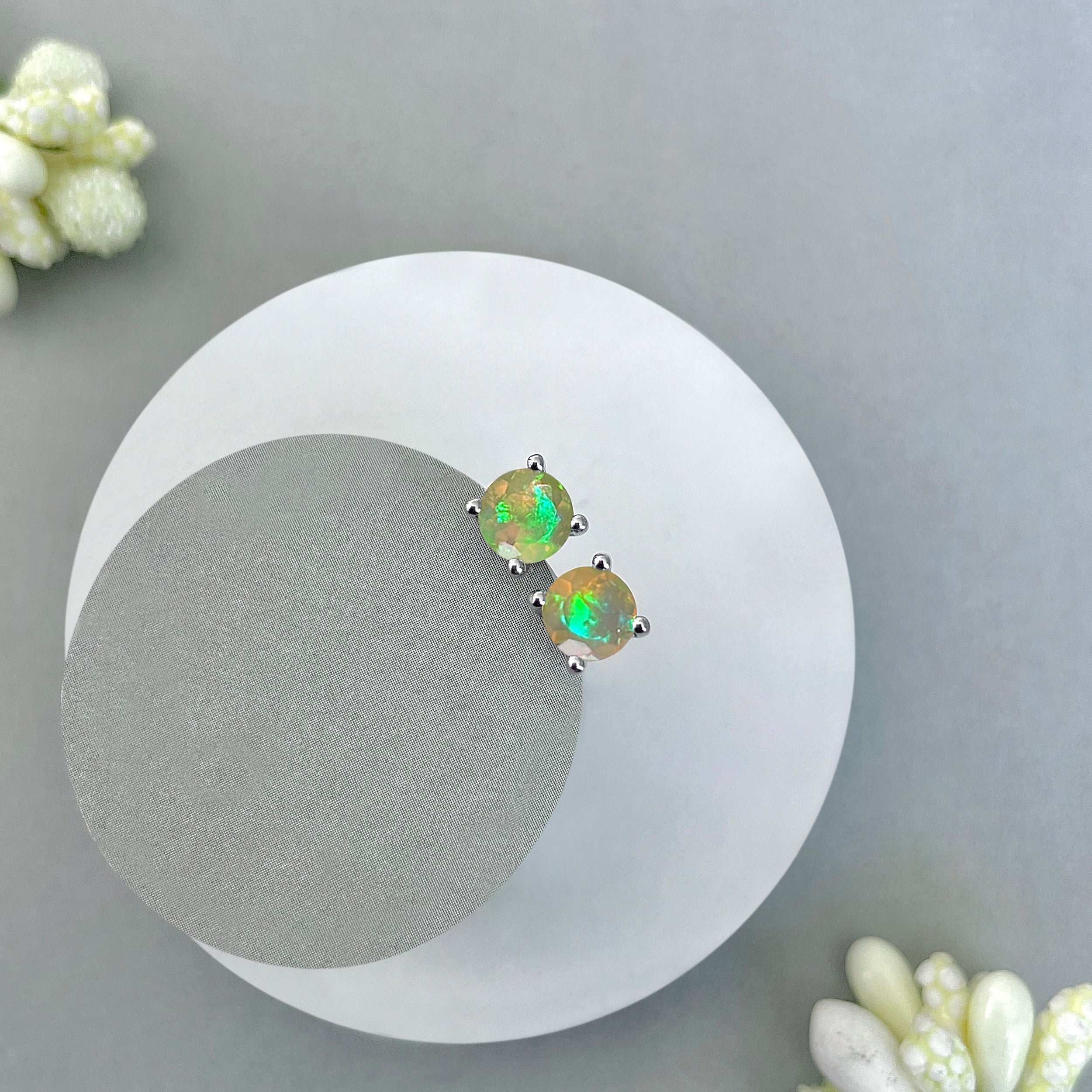 Opal Stud Earring-(OPL-SE-1321.)
