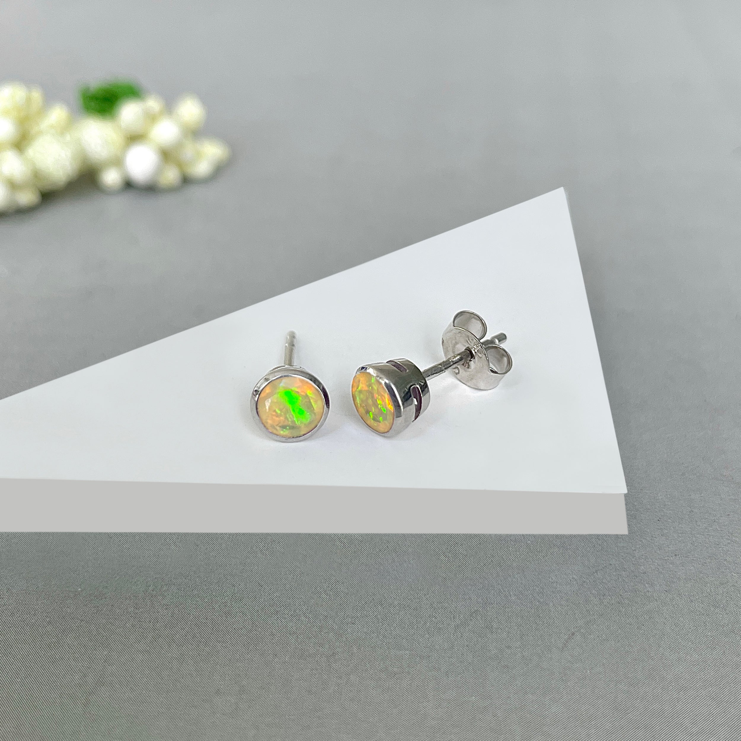 Opal Stud Earring-(OPL-SE-1425.)