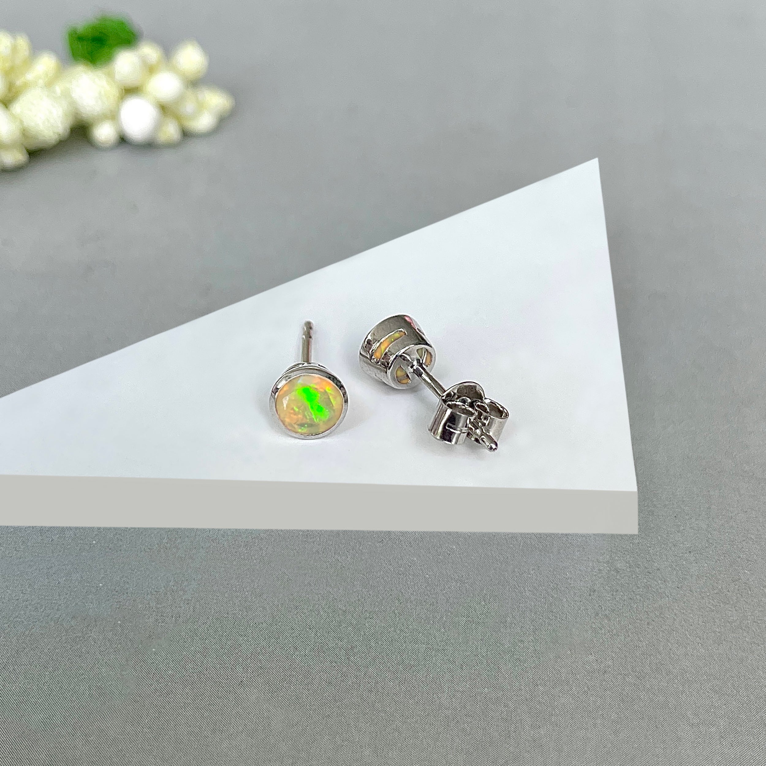 Opal Stud Earring-(OPL-SE-1425.)