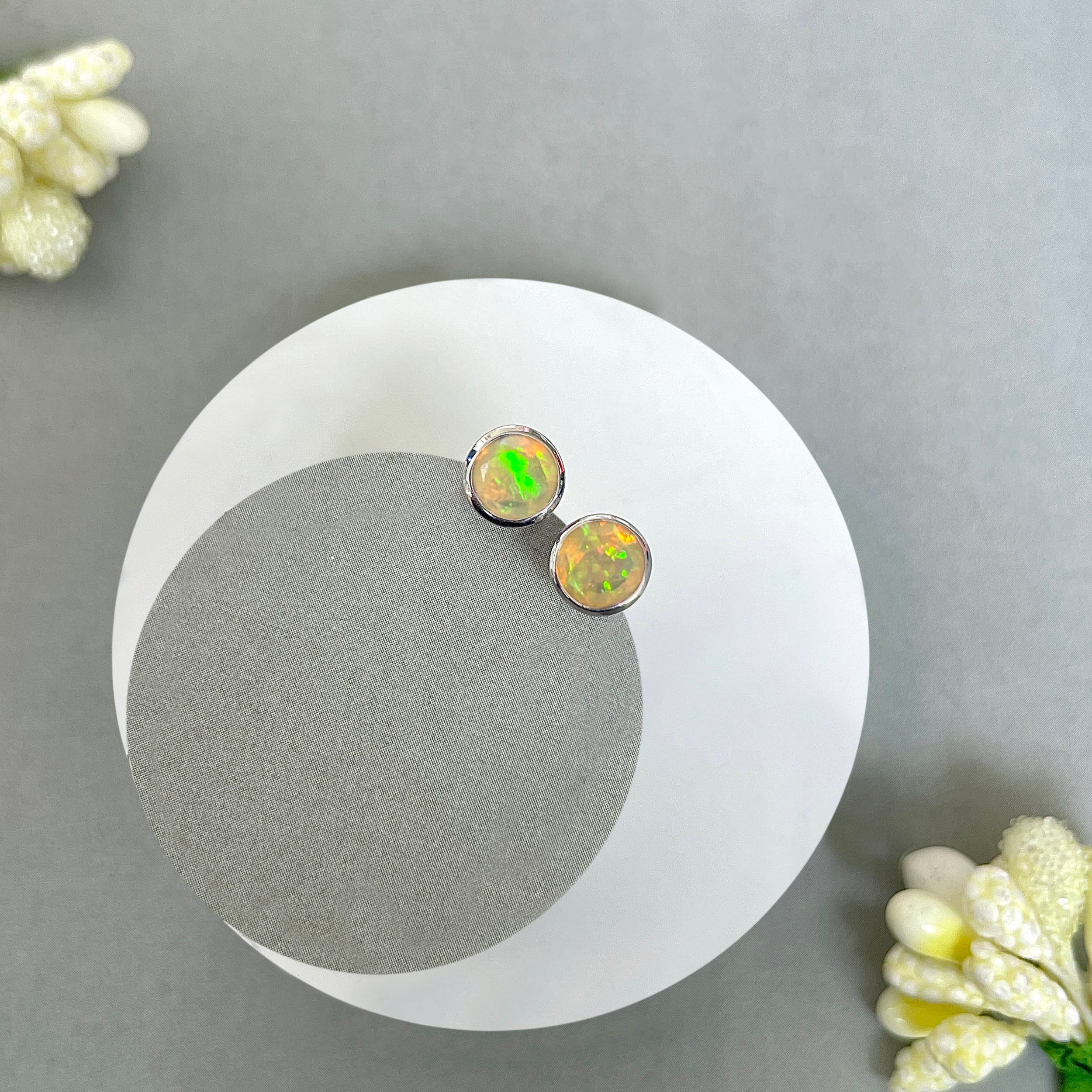 Opal Stud Earring-(OPL-SE-1425.)