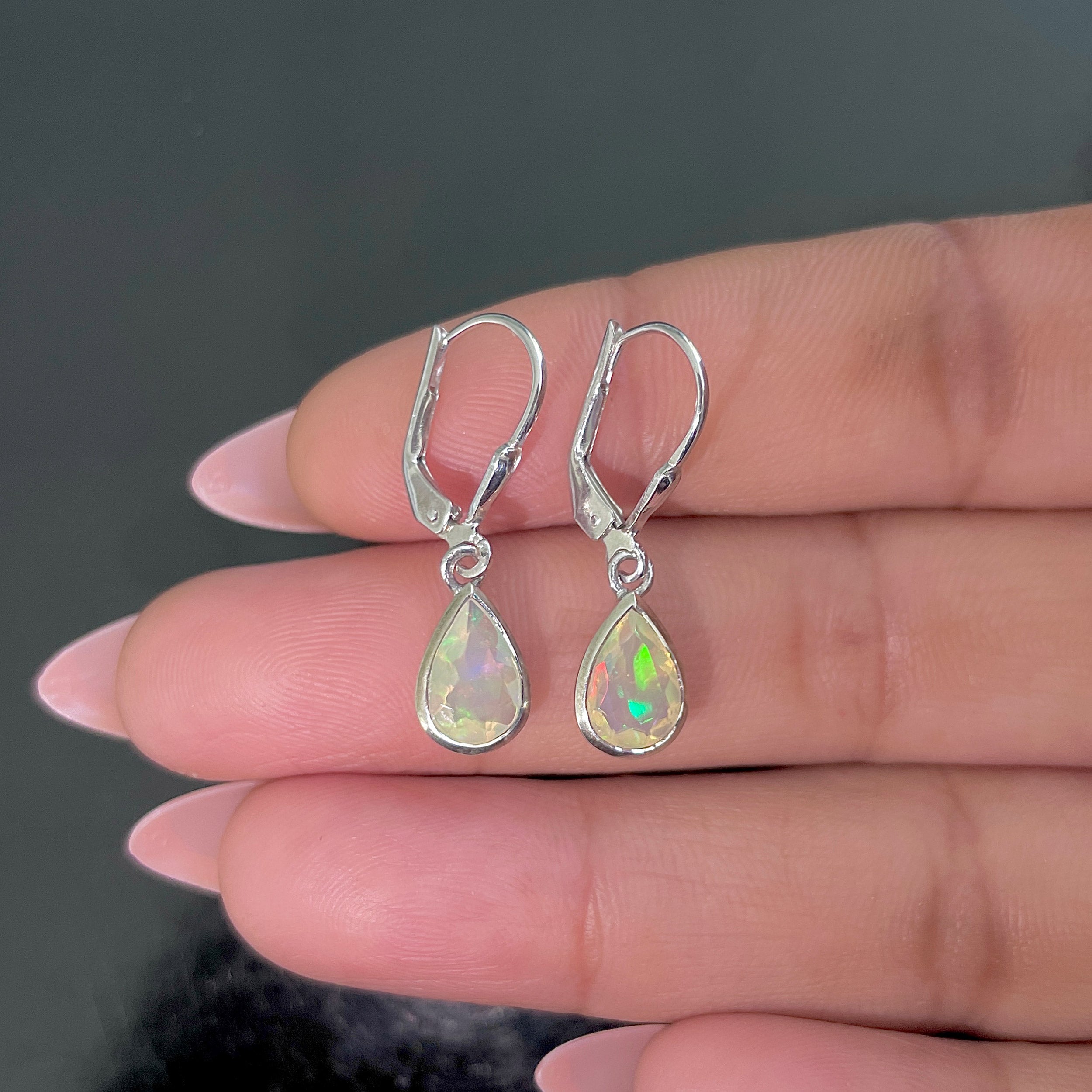 Opal Leverback Earring-(OPL-SE-679.)