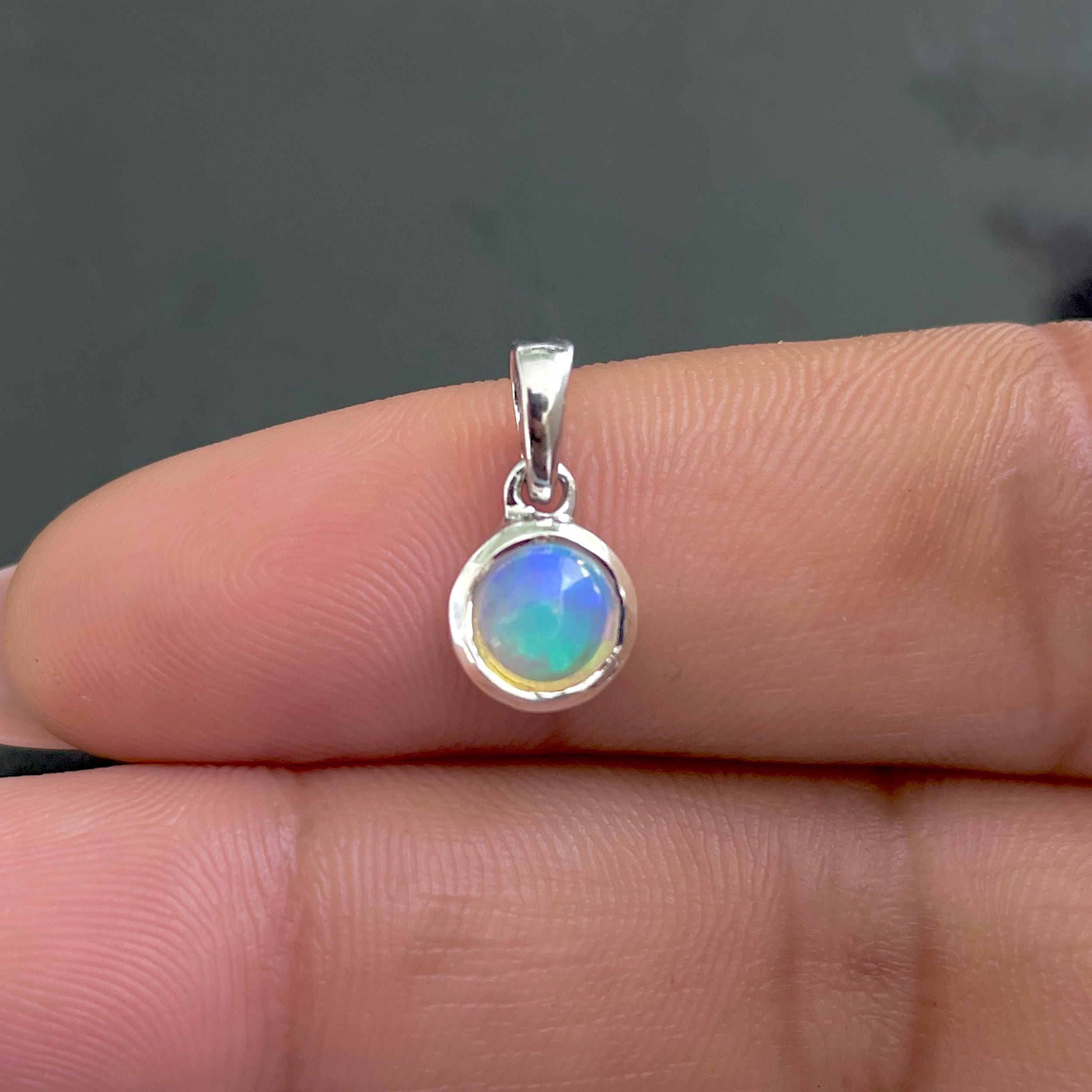 Opal Pendant-(OPL-SP-949.)