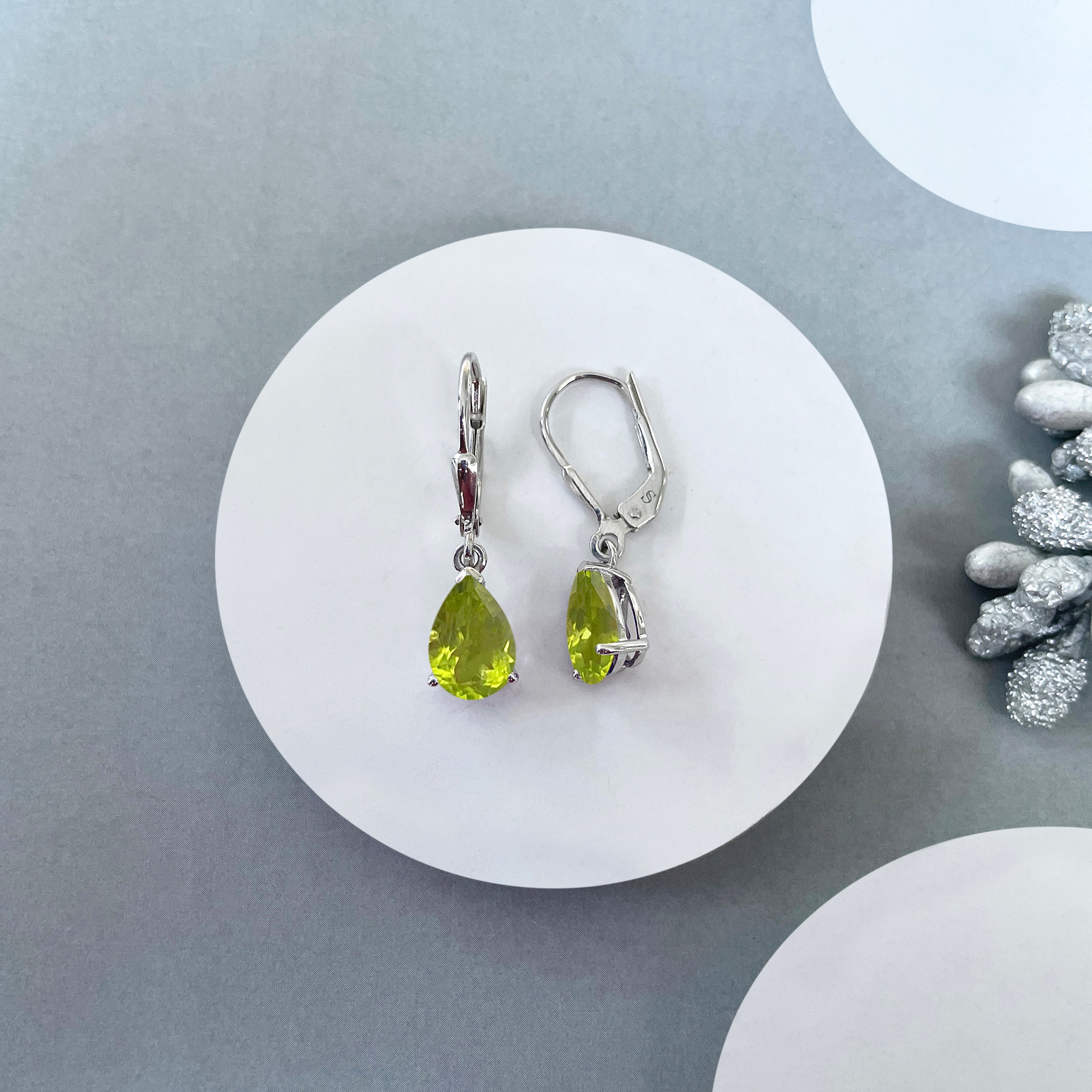 Peridot Leverback Earring-(PER-SE-677.)