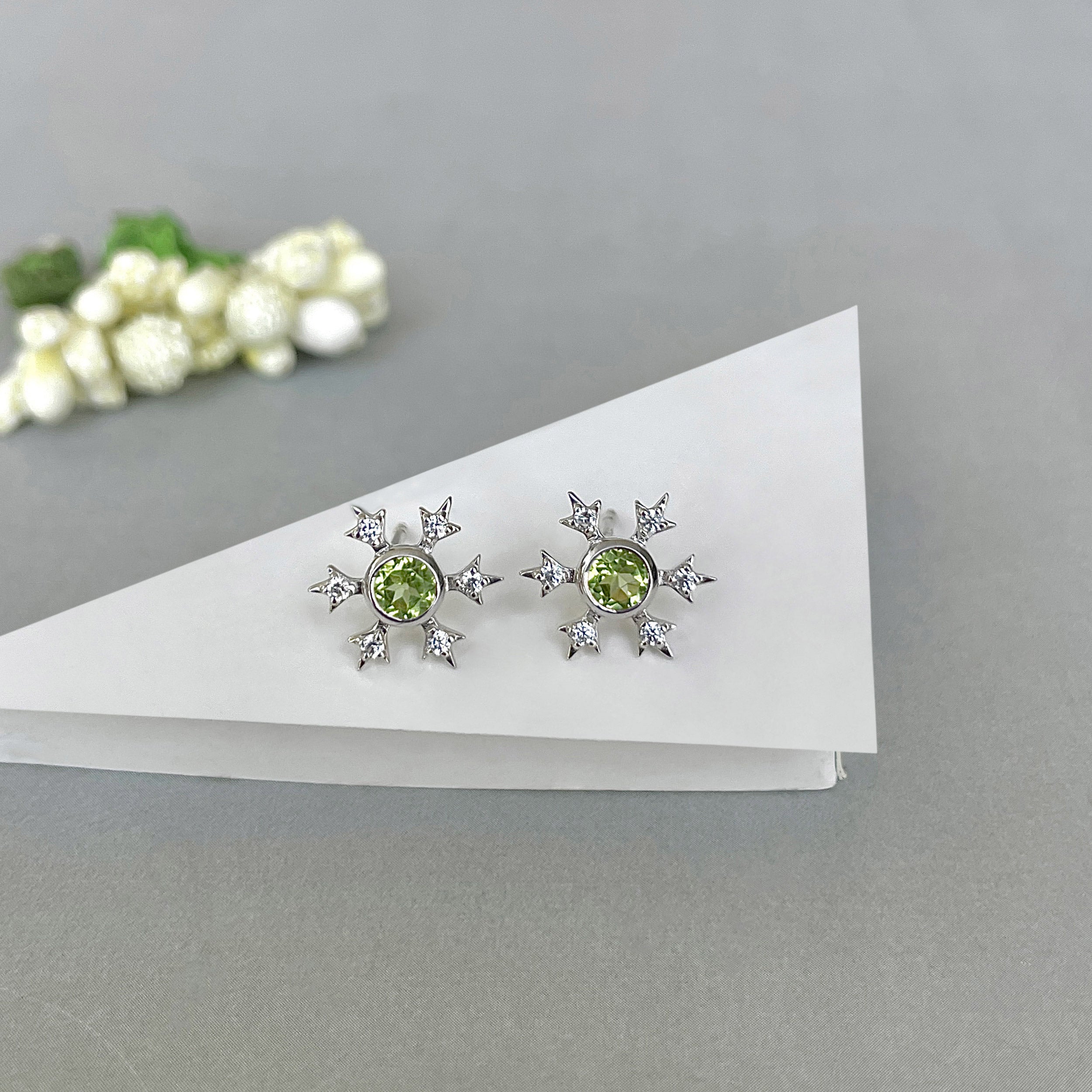 Peridot Stud Earring-(PER-SE-854.)