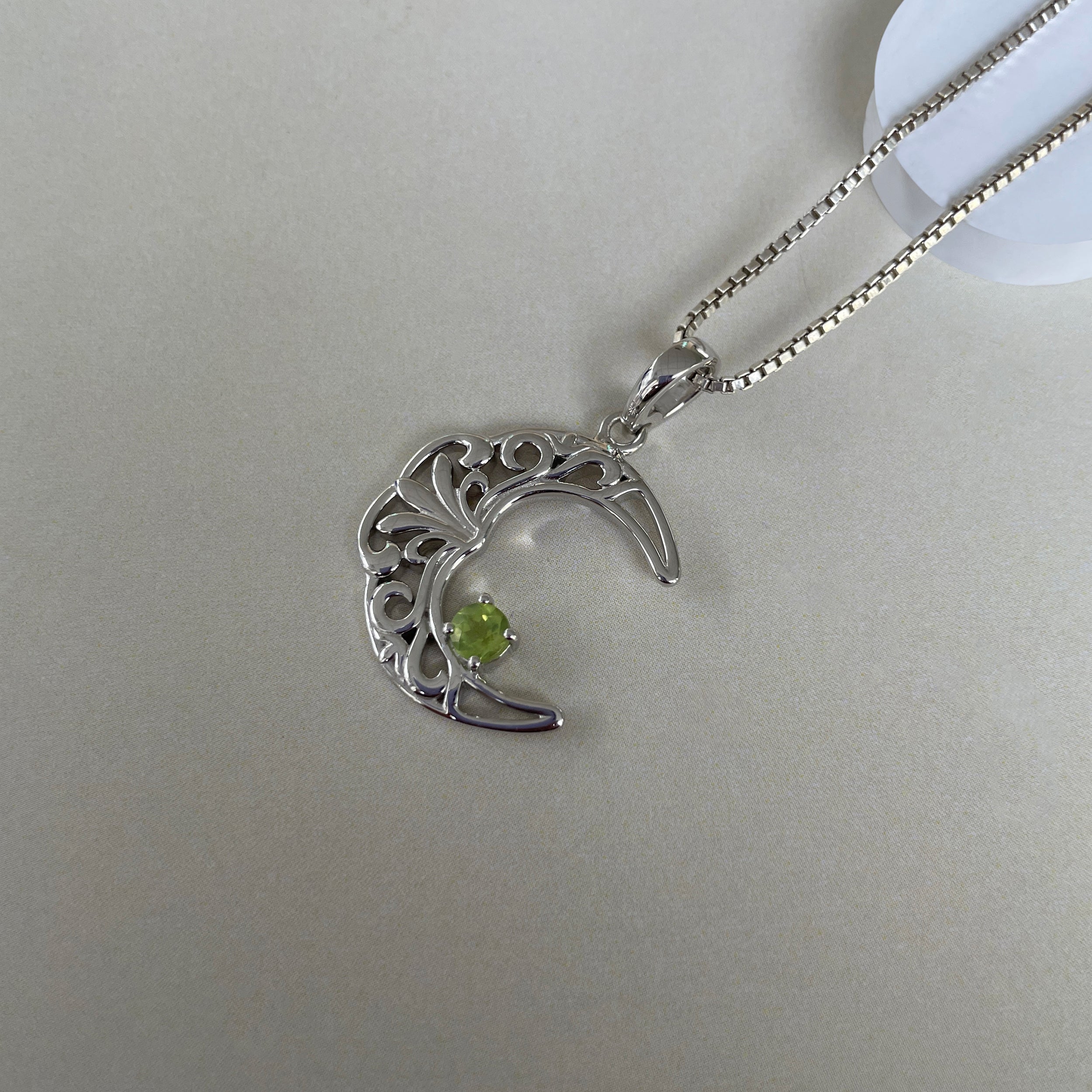 Peridot crescent Moon Pendant-(PER-SN-150.)