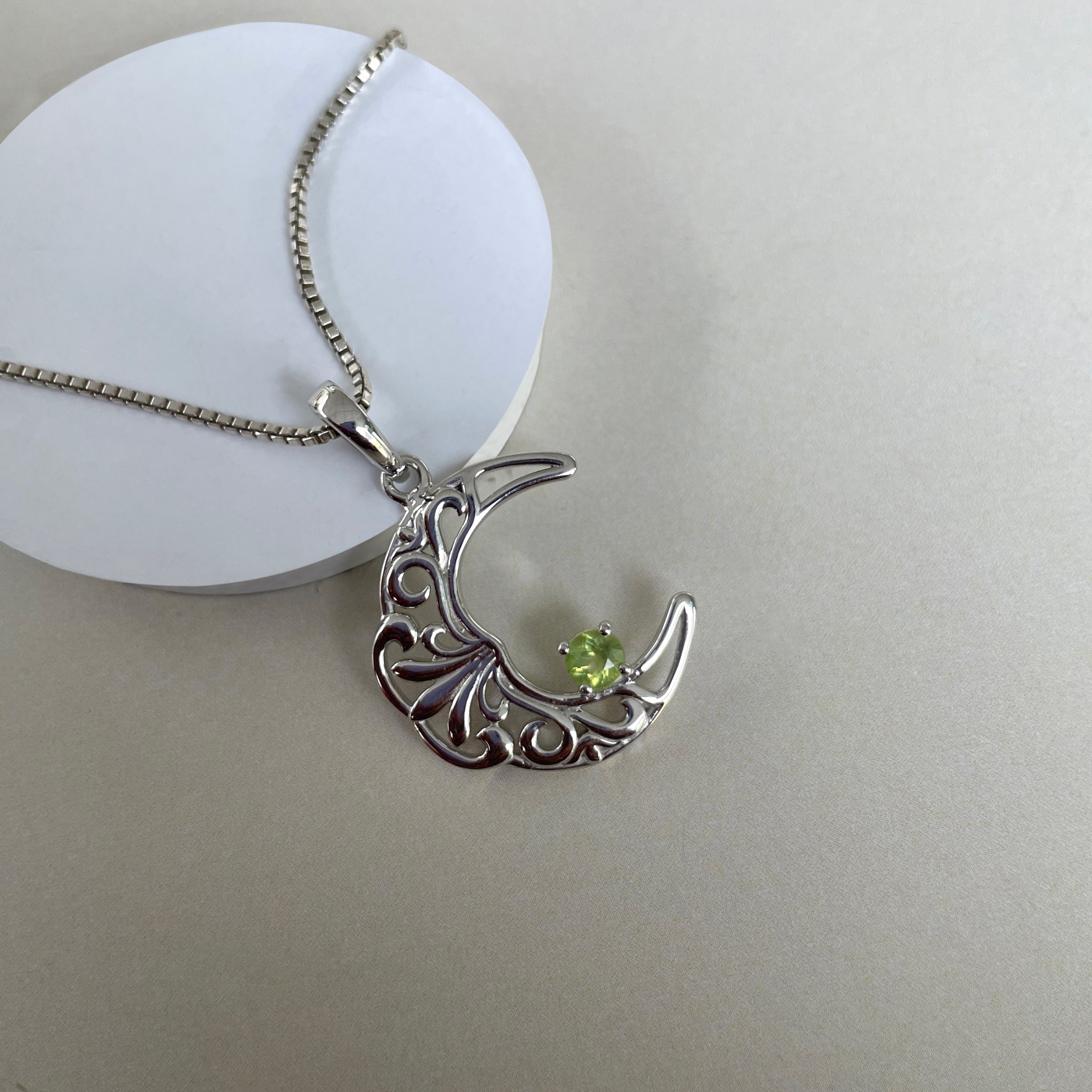 Peridot crescent Moon Pendant-(PER-SN-150.)
