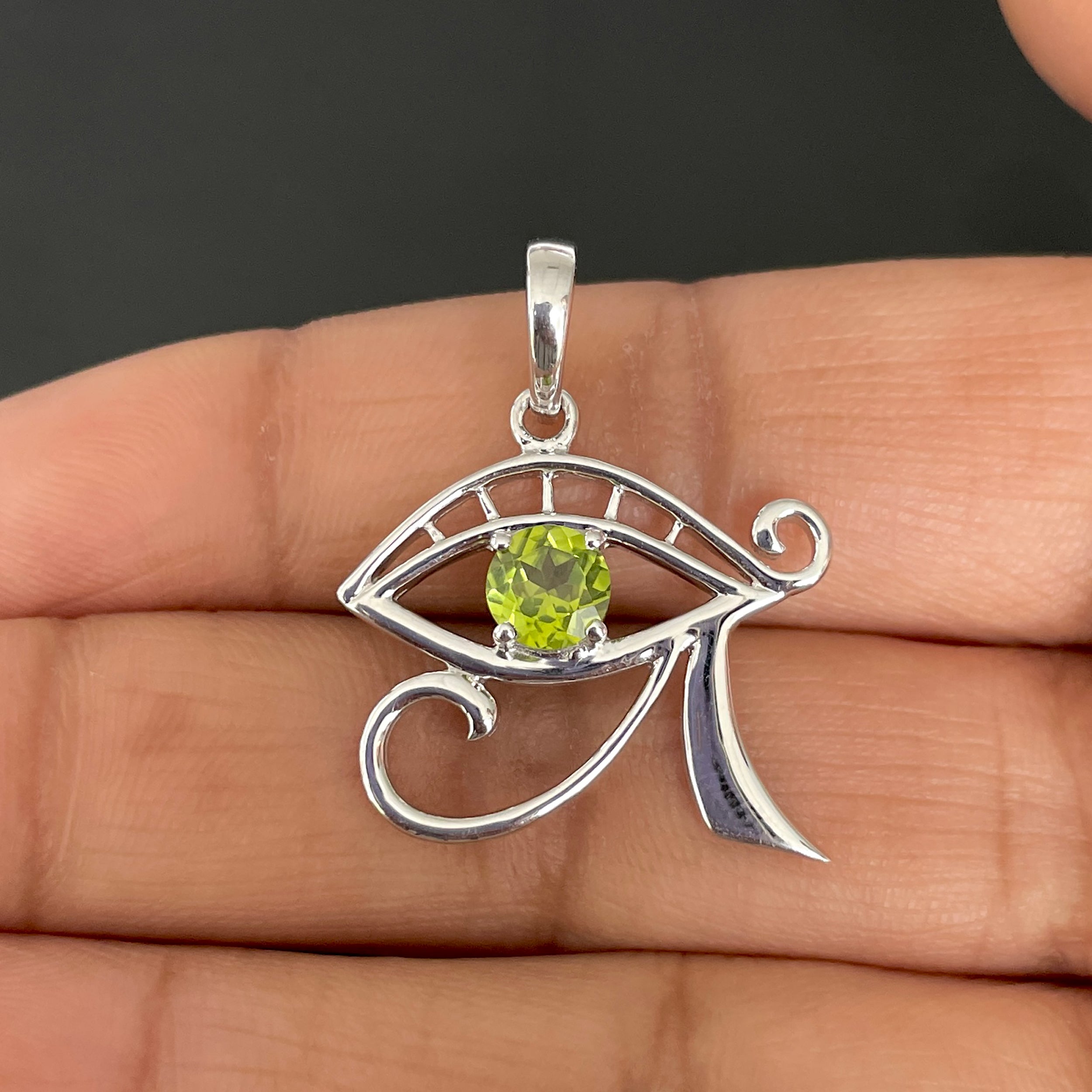Peridot Eye Of Horus Pendant-(PER-SN-173P.)