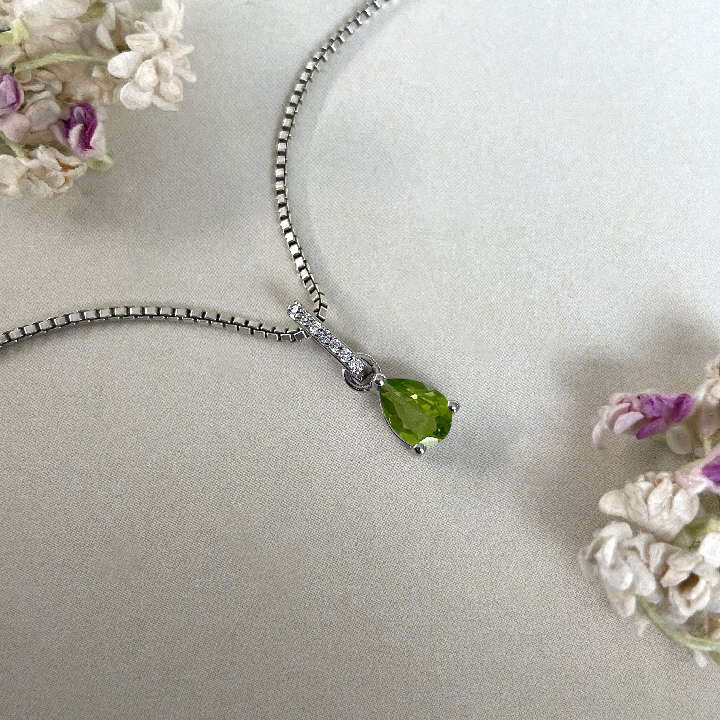 Peridot & White Topaz Pendant-(PER-SP-1165.)