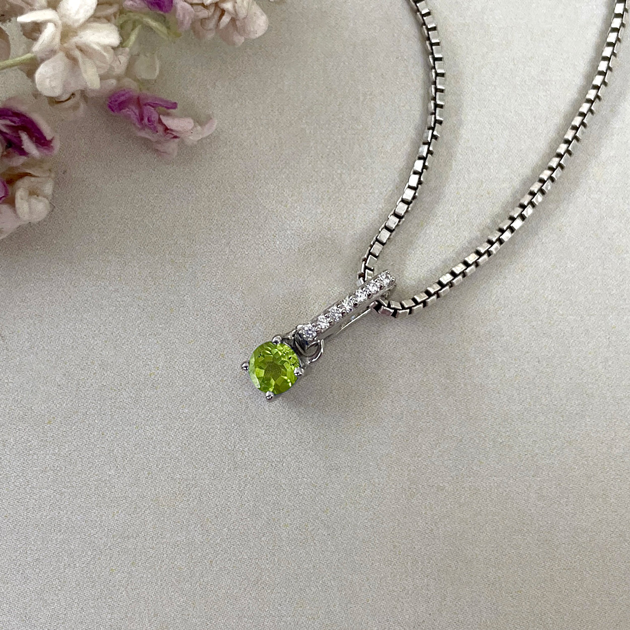 Peridot & White Topaz Pendant-(PER-SP-1166.)