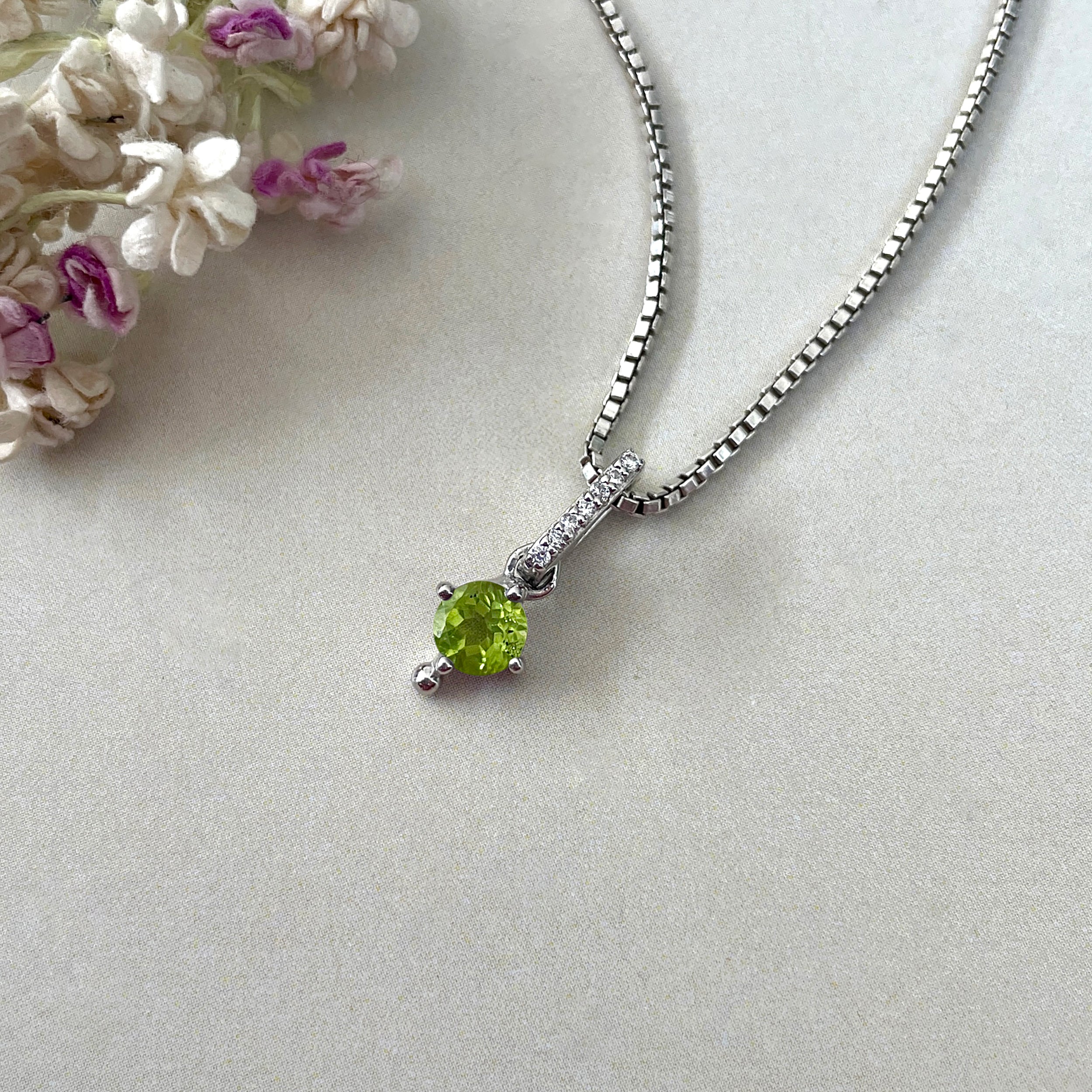 Peridot & White Topaz Pendant-(PER-SP-399.)