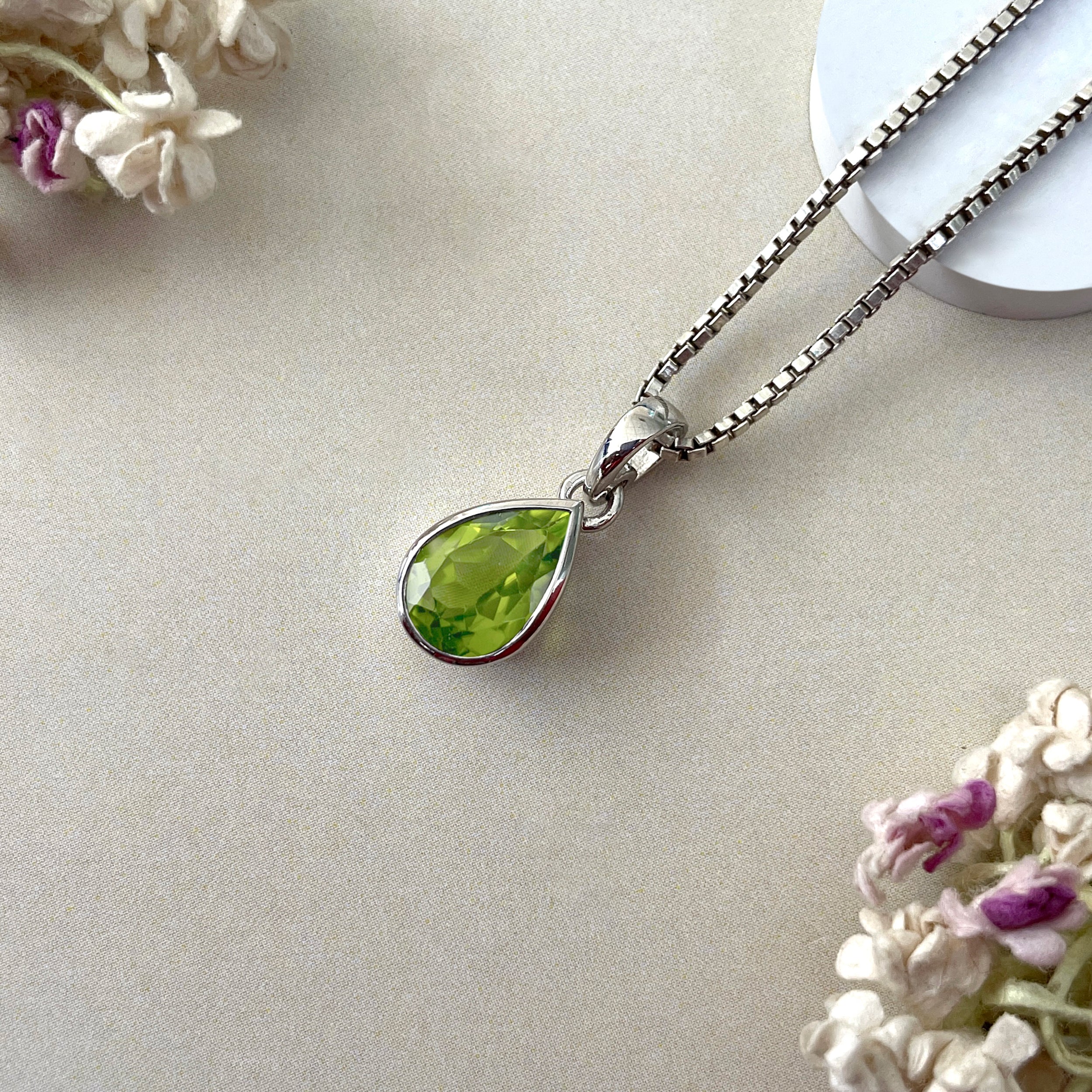 Peridot Pendant-(PER-SP-468.)
