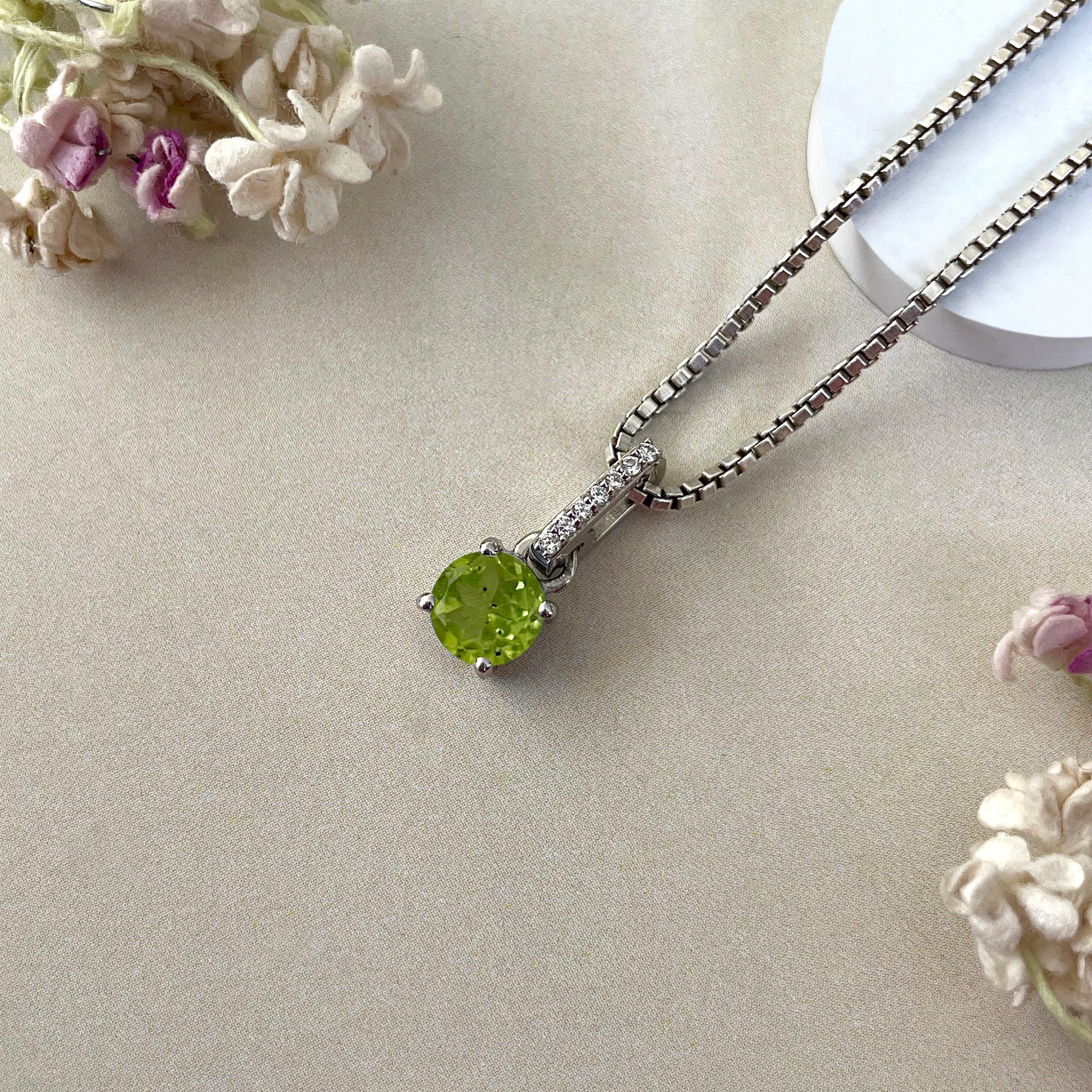 Peridot & White Topaz Pendant-(PER-SP-549.)