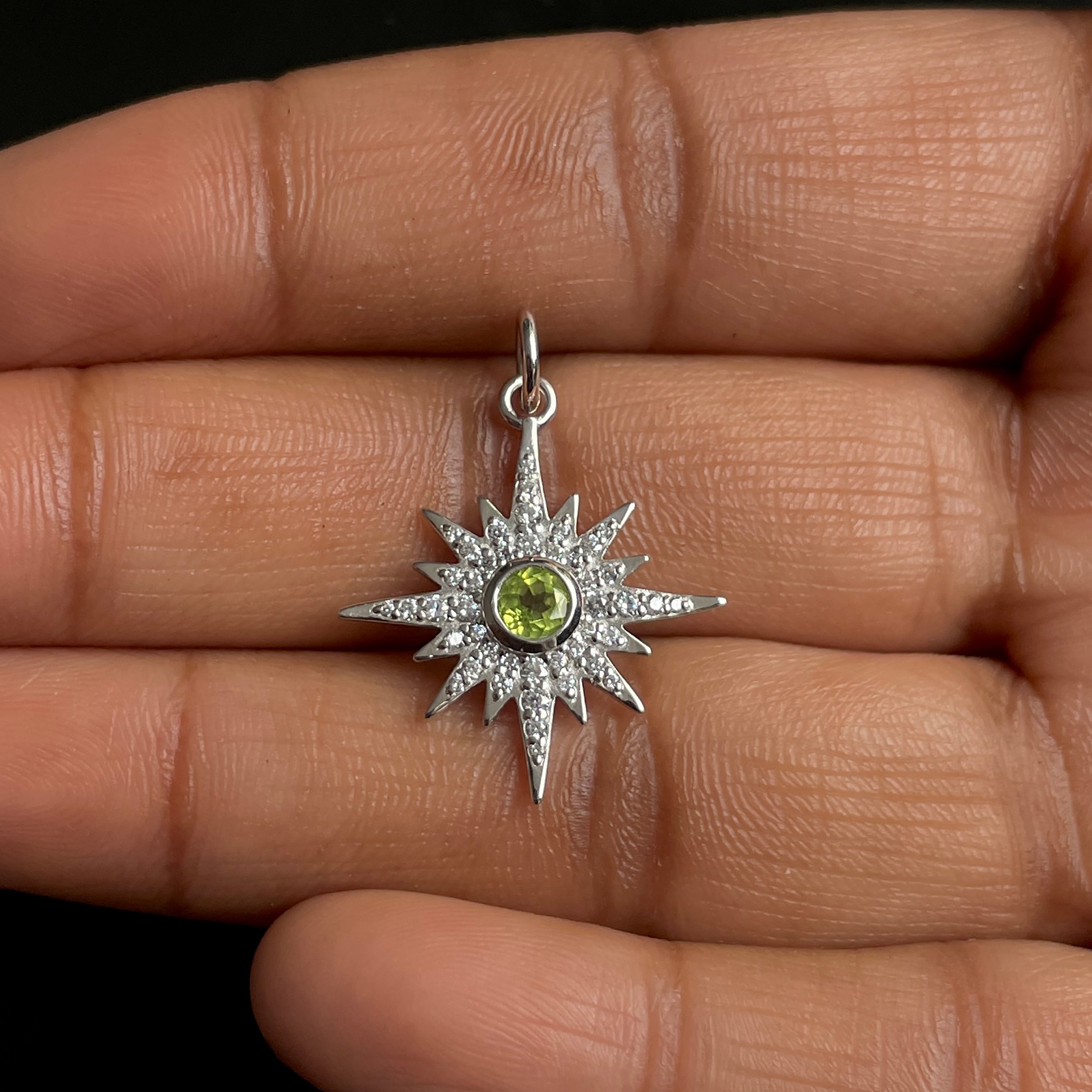 Peridot North Star Pendant-(PER-SP-693.)
