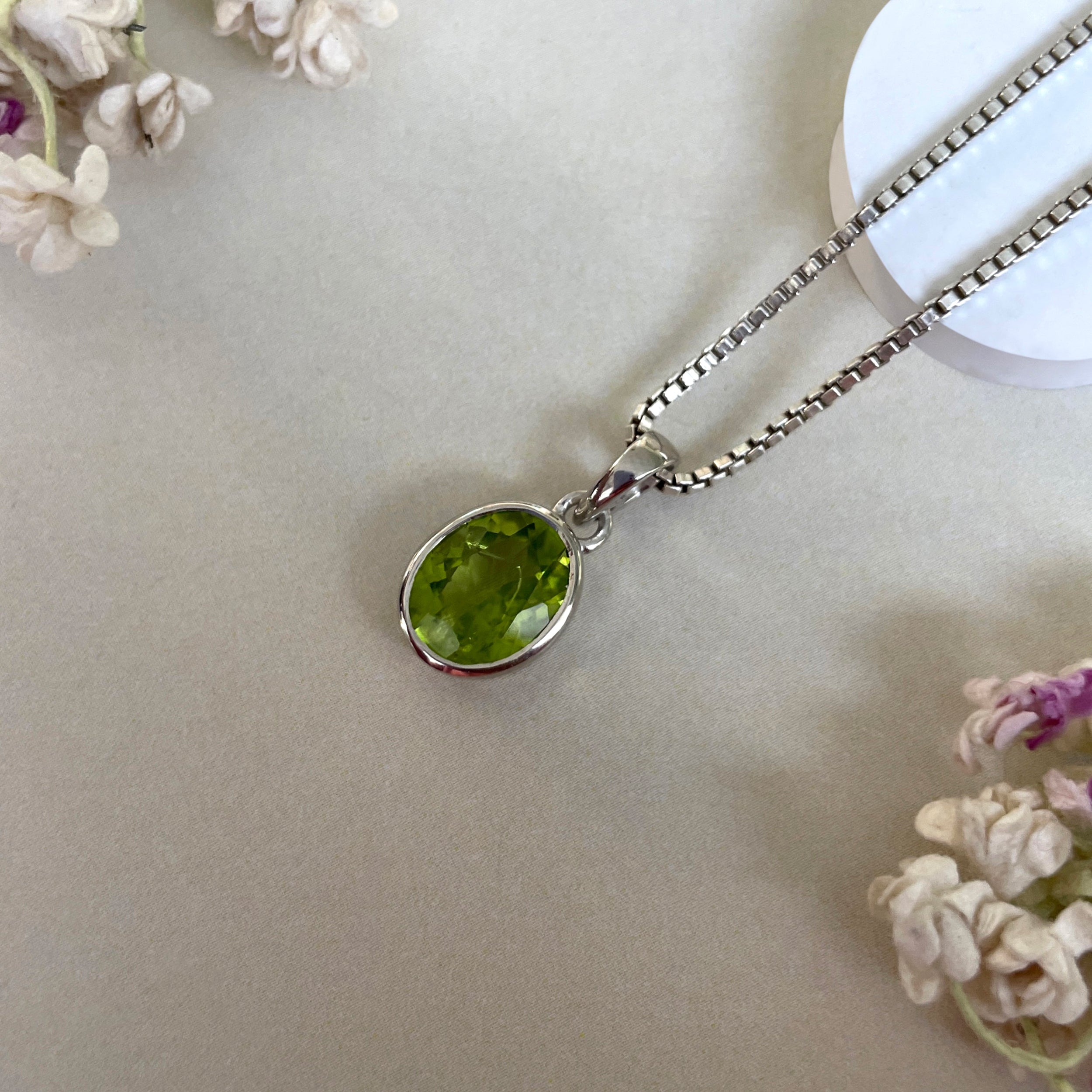 Peridot Pendant-(PER-SP-734.)