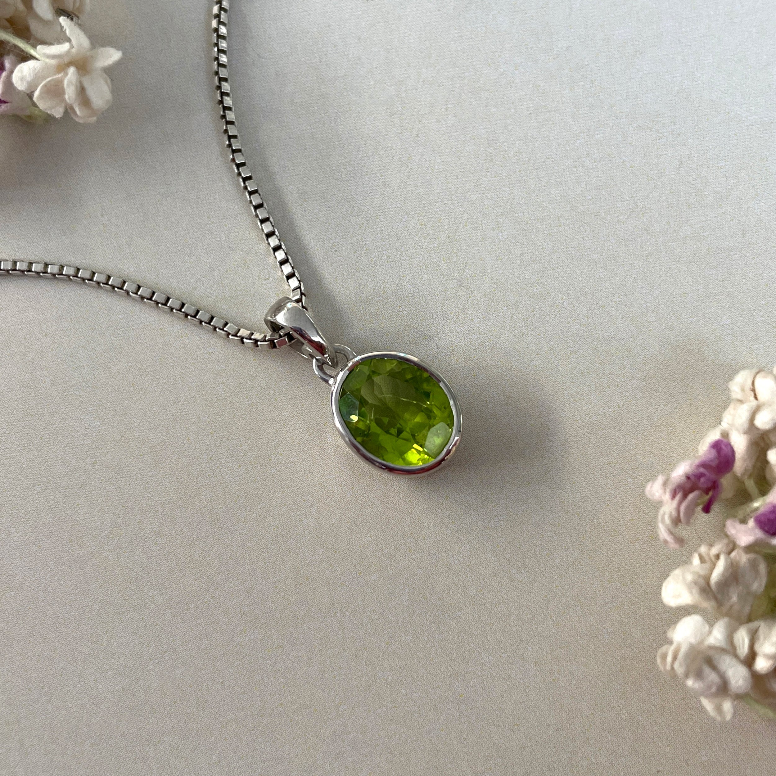 Peridot Pendant-(PER-SP-734.)