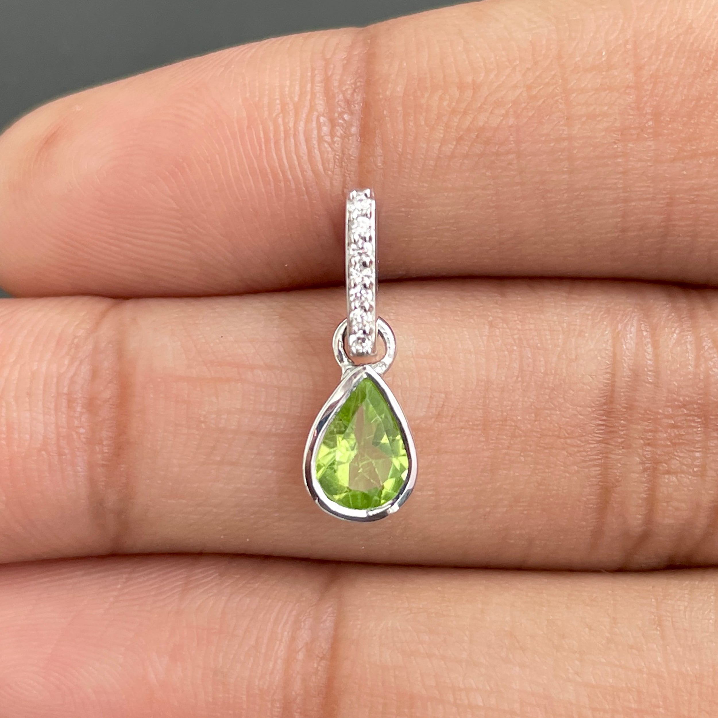 Peridot & White Topaz Pendant-(PER-SP-779.)