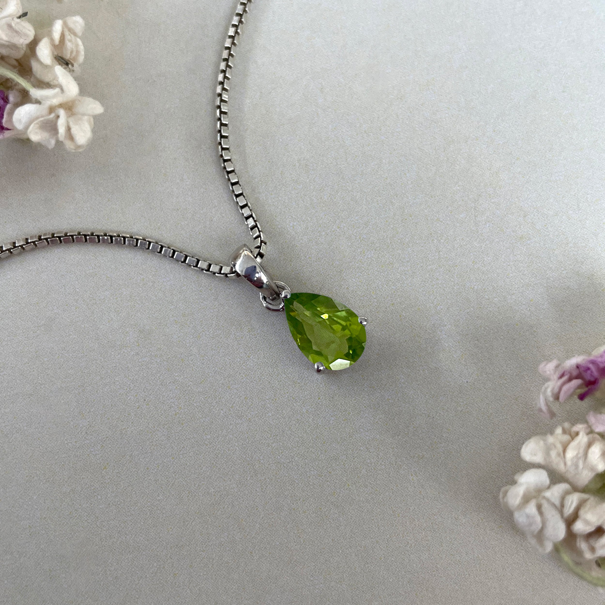 Peridot Pendant-(PER-SP-917.)