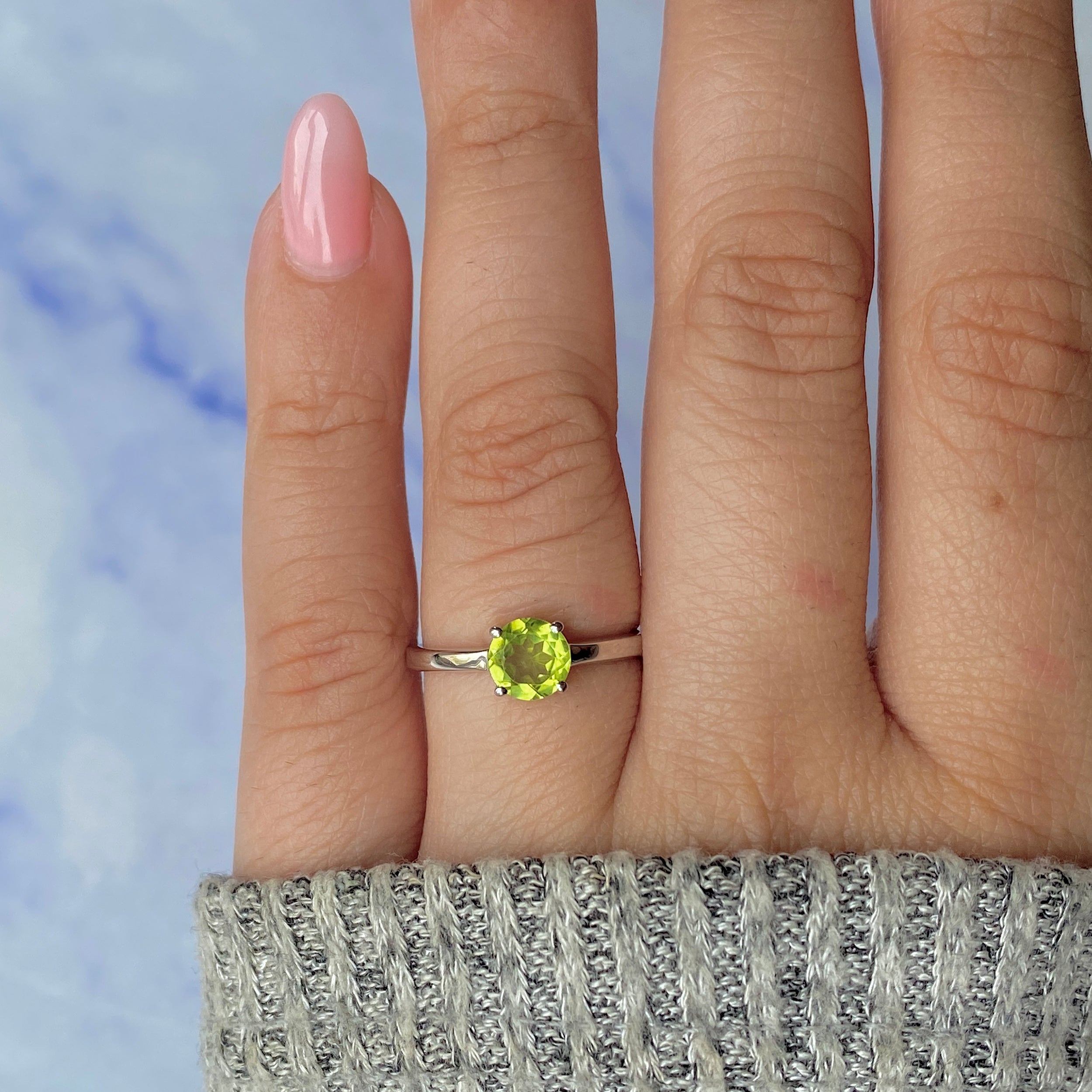 Peridot Ring-(PER-SR-236.)